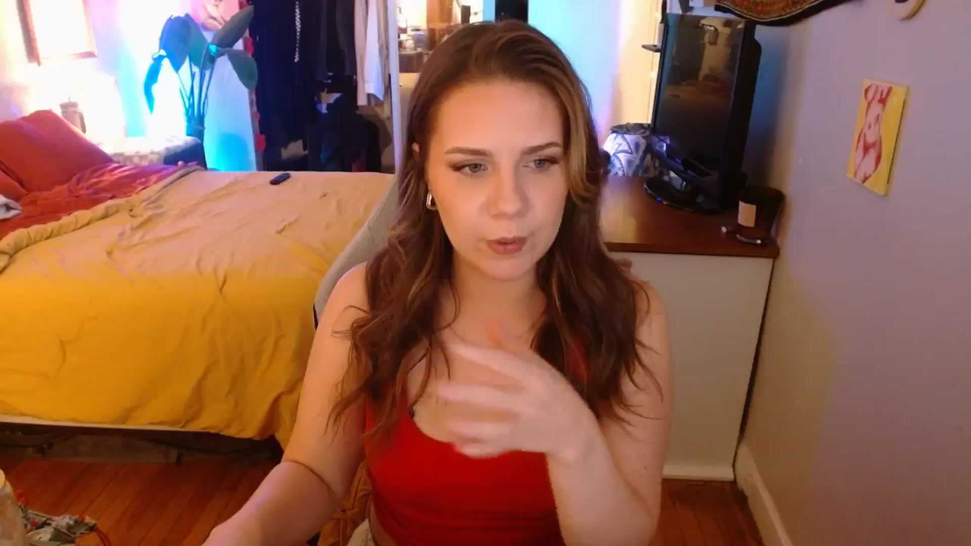 Gallery image thumbnail from Sweetestlilly's myfreecams stream on, 12/01/2024, 04:06 image 18 of 20