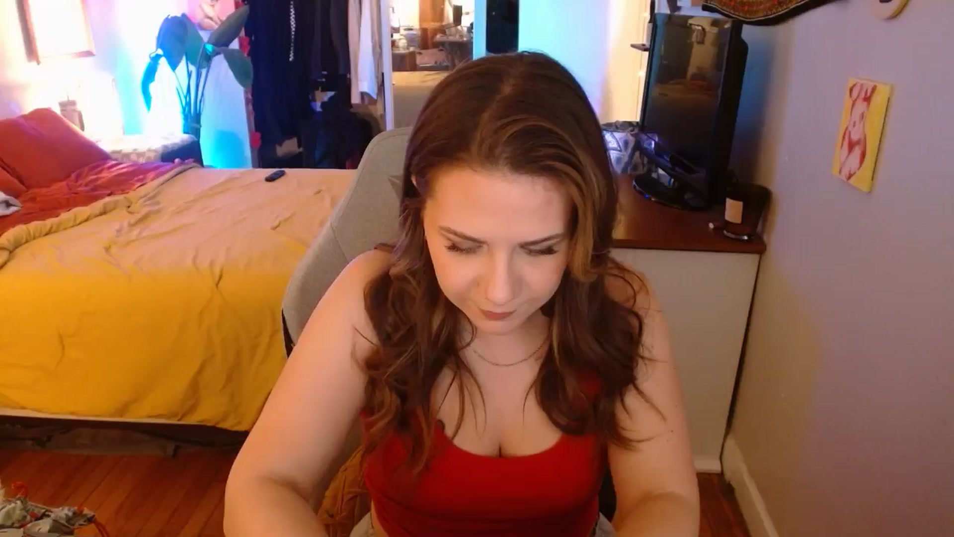 Gallery image thumbnail from Sweetestlilly's myfreecams stream on, 12/01/2024, 04:06 image 19 of 20