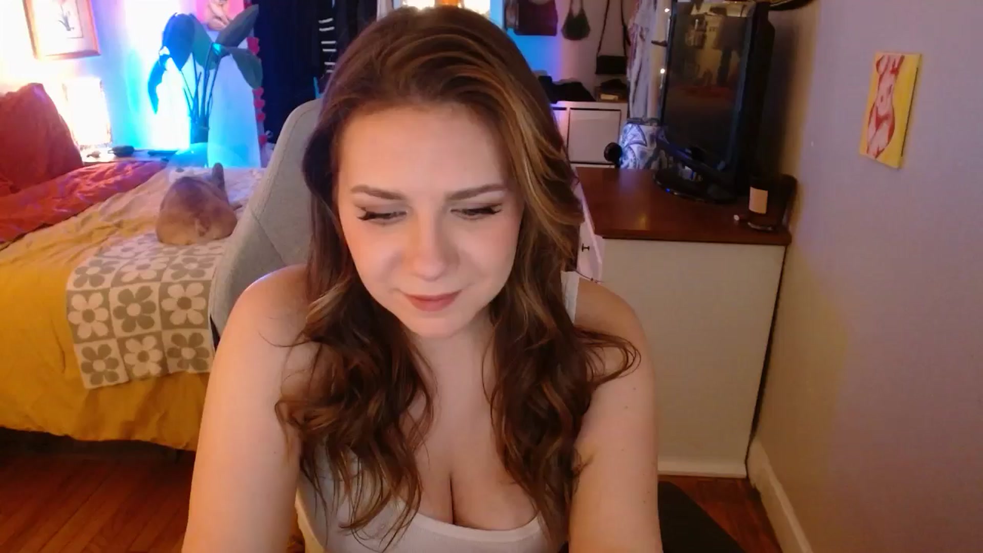 Gallery image thumbnail from Sweetestlilly's myfreecams stream on, 12/06/2024, 05:14 image 3 of 20
