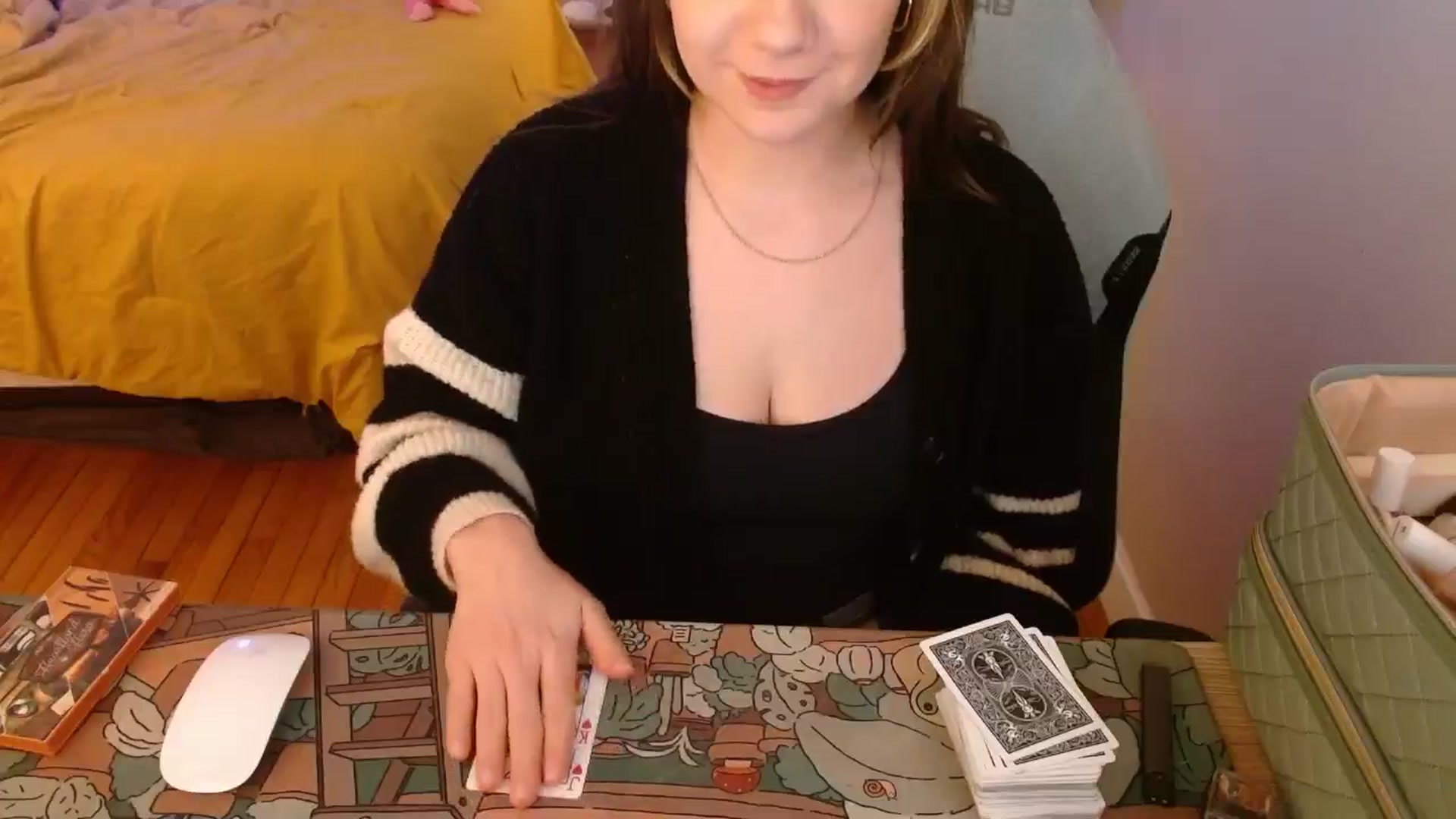 Gallery image thumbnail from Sweetestlilly's myfreecams stream on, 12/20/2024, 06:29 image 15 of 20
