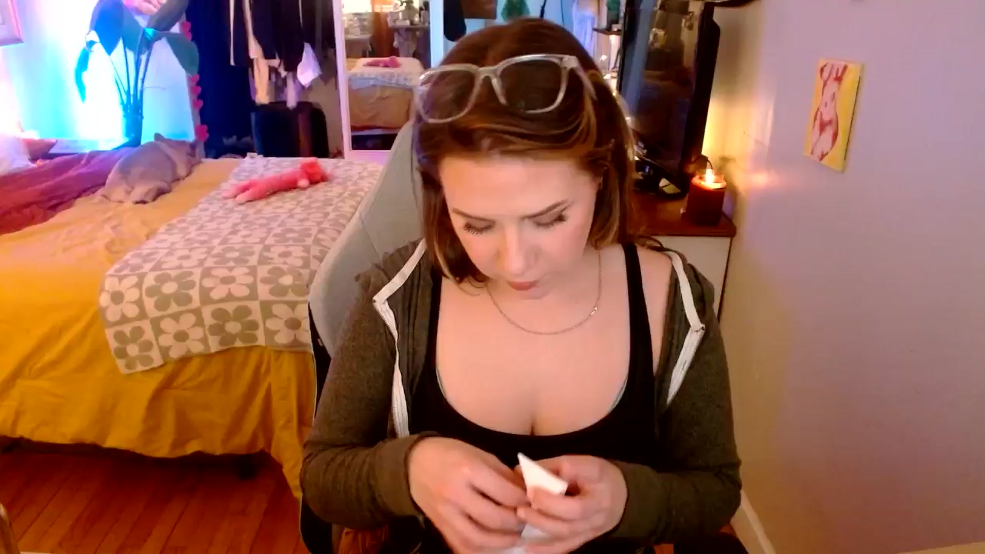 Gallery image thumbnail from Sweetestlilly's myfreecams stream on, 12/28/2024, 03:32 image 11 of 20