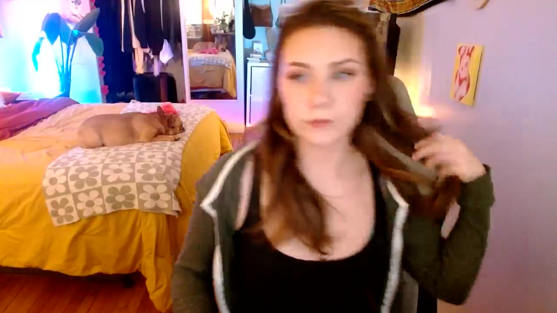 Gallery image thumbnail from Sweetestlilly's myfreecams stream on, 12/28/2024, 03:32 image 2 of 20