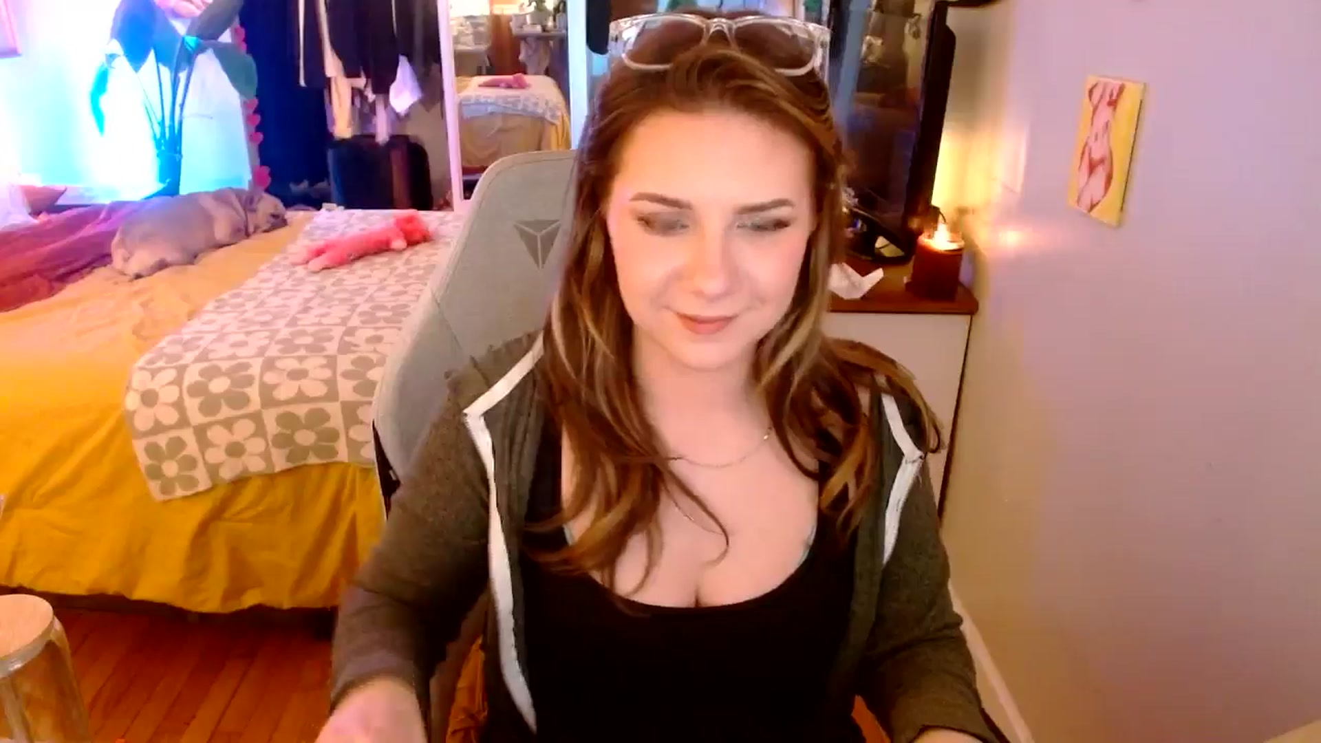 Gallery image thumbnail from Sweetestlilly's myfreecams stream on, 12/28/2024, 03:32 image 13 of 20
