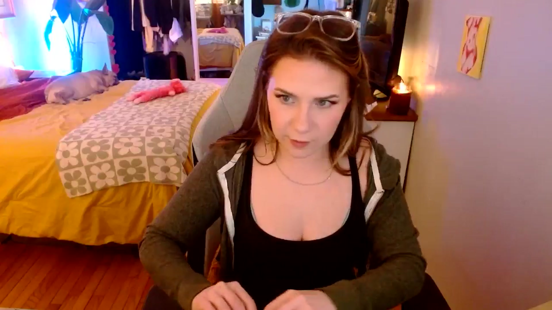 Gallery image thumbnail from Sweetestlilly's myfreecams stream on, 12/28/2024, 03:32 image 16 of 20