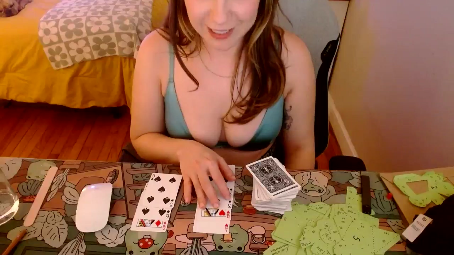Gallery image thumbnail from Sweetestlilly's myfreecams stream on, 12/28/2024, 05:25 image 4 of 20