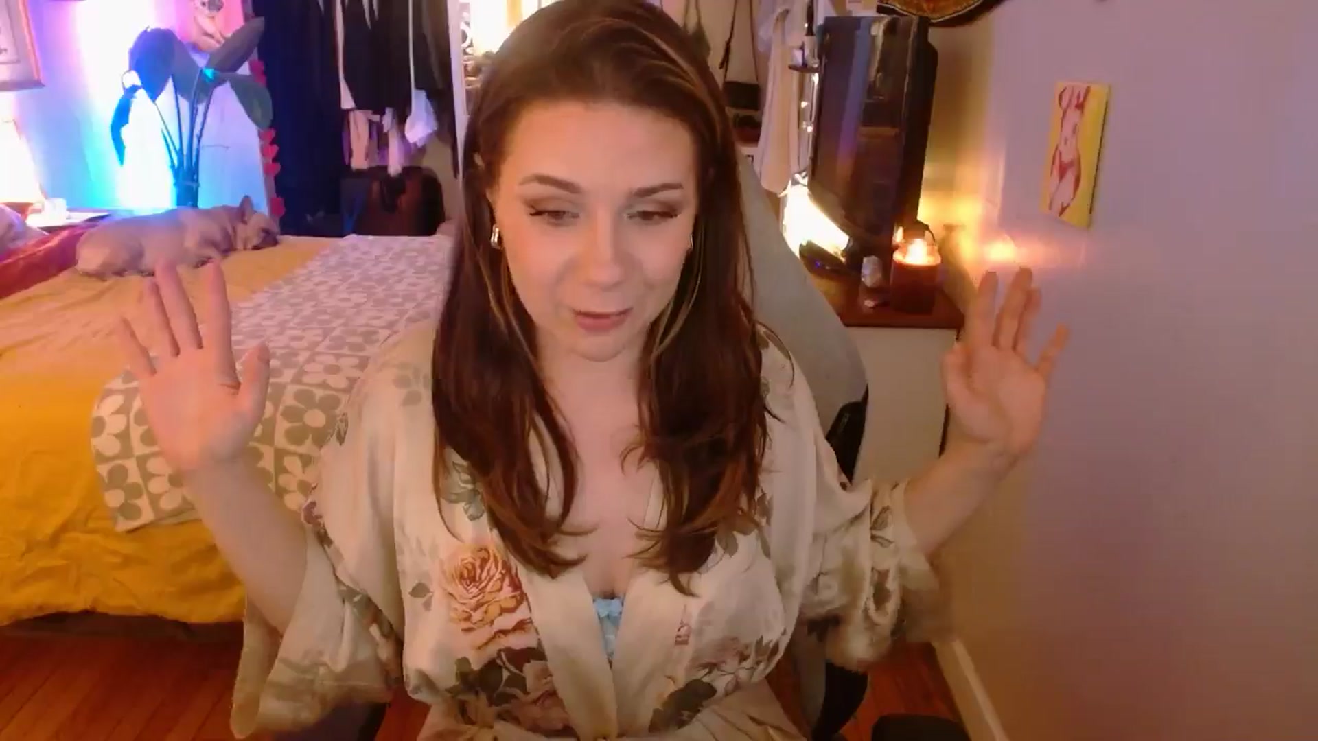 Gallery image thumbnail from Sweetestlilly's myfreecams stream on, 12/30/2024, 04:00 image 10 of 20
