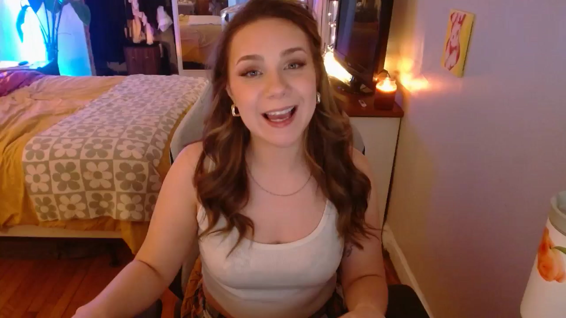 Gallery image thumbnail from Sweetestlilly's myfreecams stream on, 01/03/2025, 05:15 image 14 of 20
