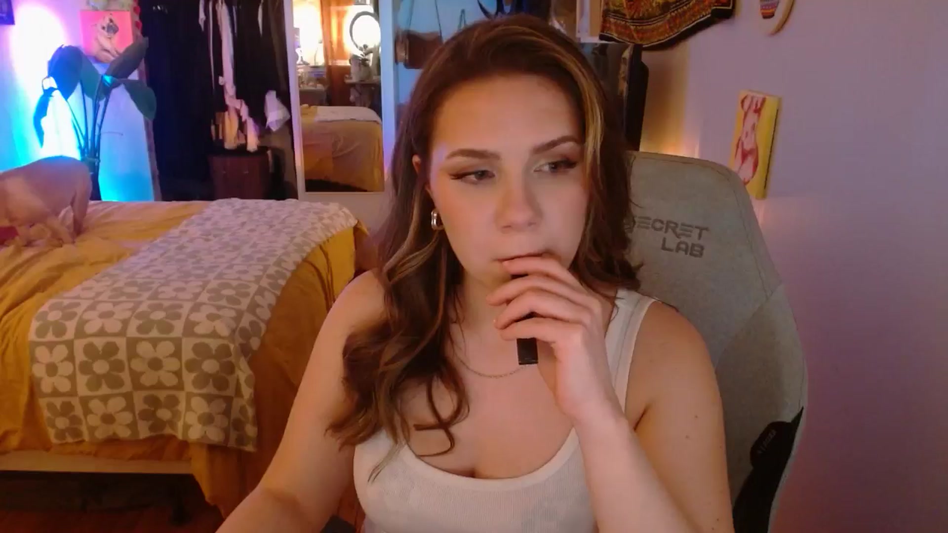 Gallery image thumbnail from Sweetestlilly's myfreecams stream on, 01/03/2025, 05:15 image 3 of 20