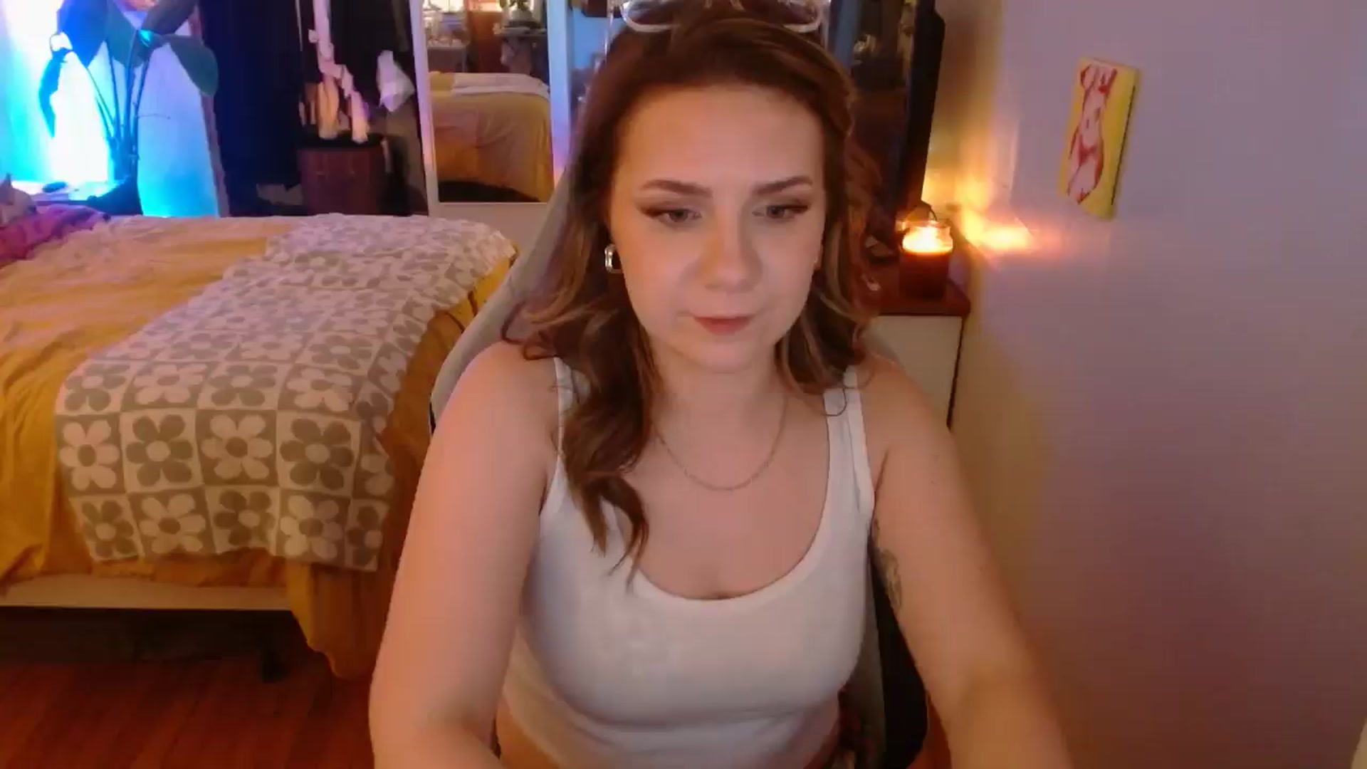 Gallery image thumbnail from Sweetestlilly's myfreecams stream on, 01/03/2025, 05:15 image 17 of 20