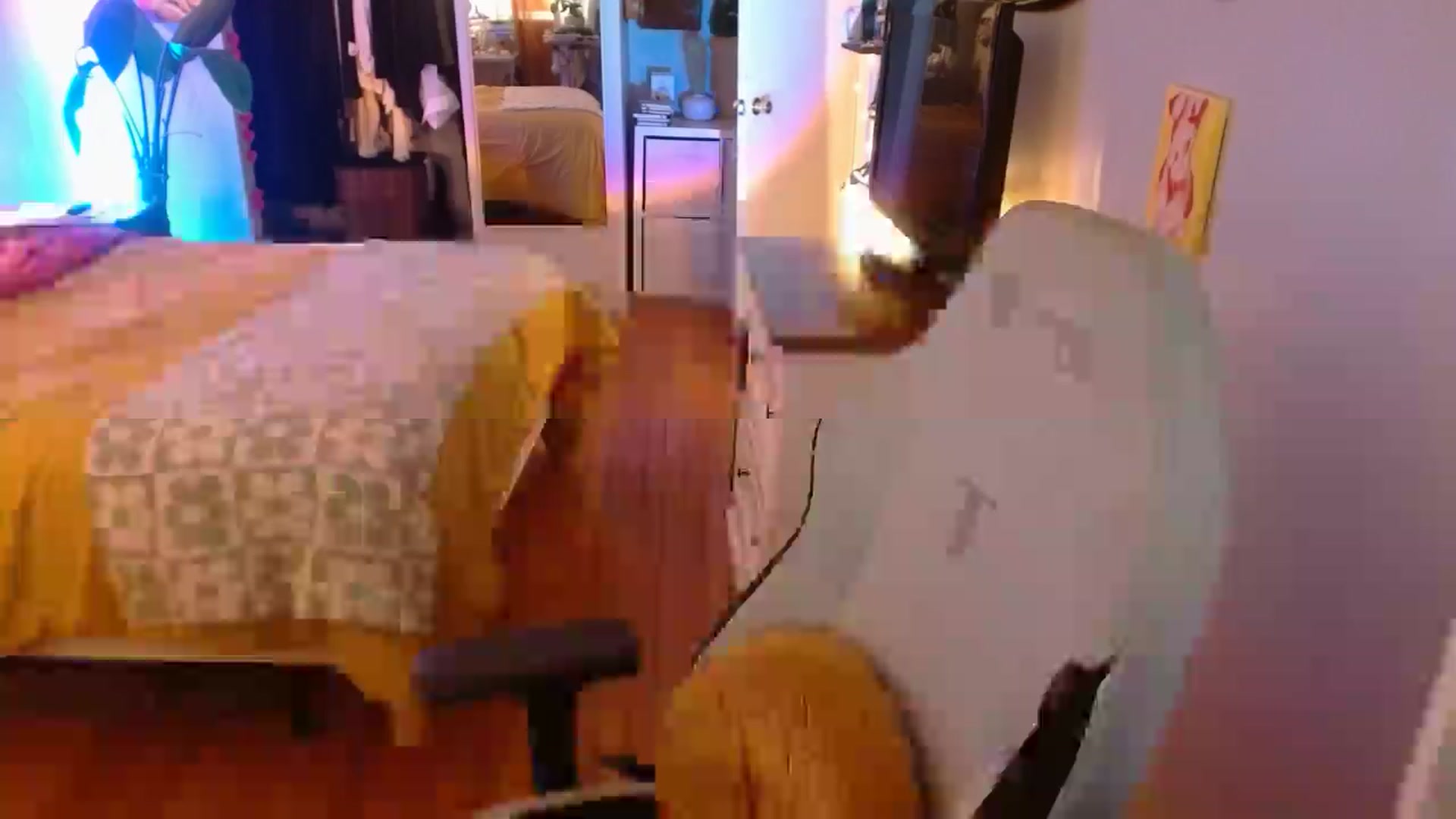 Gallery image thumbnail from Sweetestlilly's myfreecams stream on, 01/03/2025, 06:15 image 5 of 20