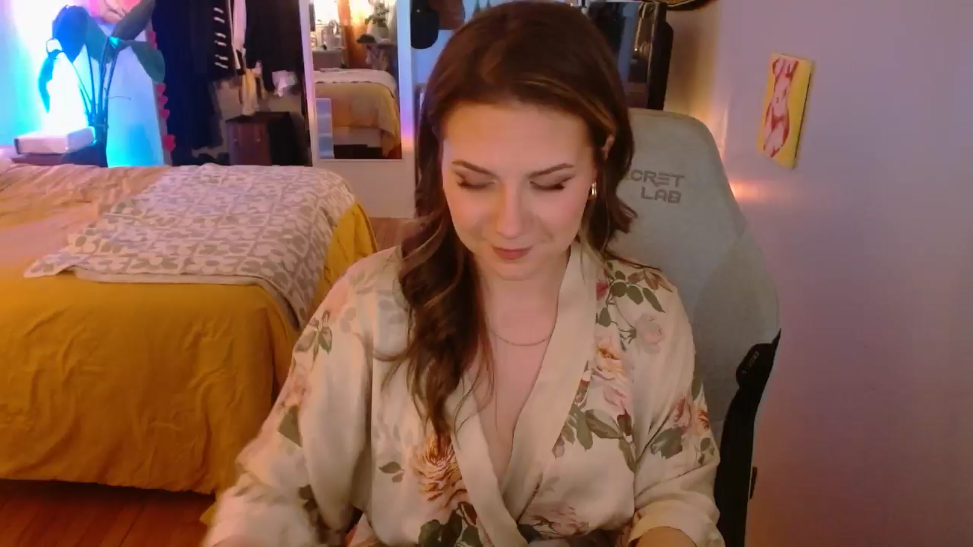 Gallery image thumbnail from Sweetestlilly's myfreecams stream on, 01/05/2025, 03:34 image 1 of 20
