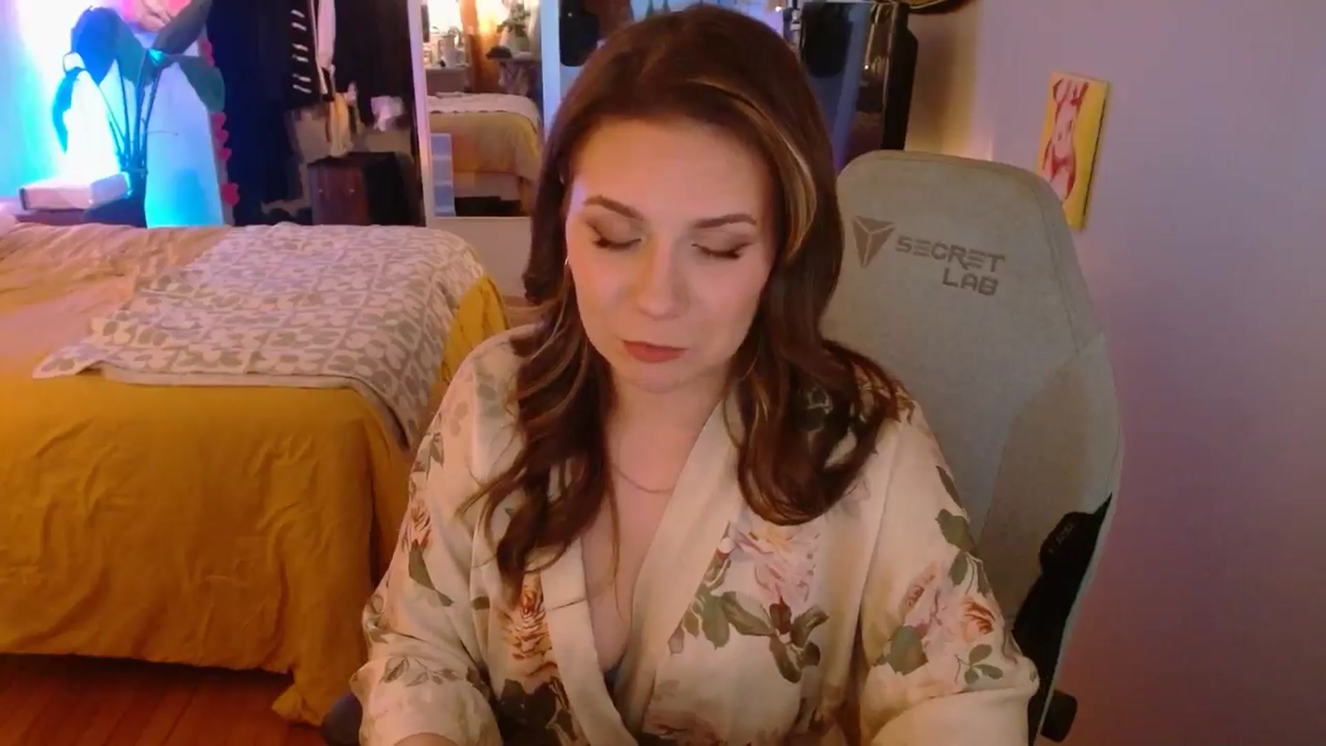 Gallery image thumbnail from Sweetestlilly's myfreecams stream on, 01/05/2025, 03:34 image 9 of 20