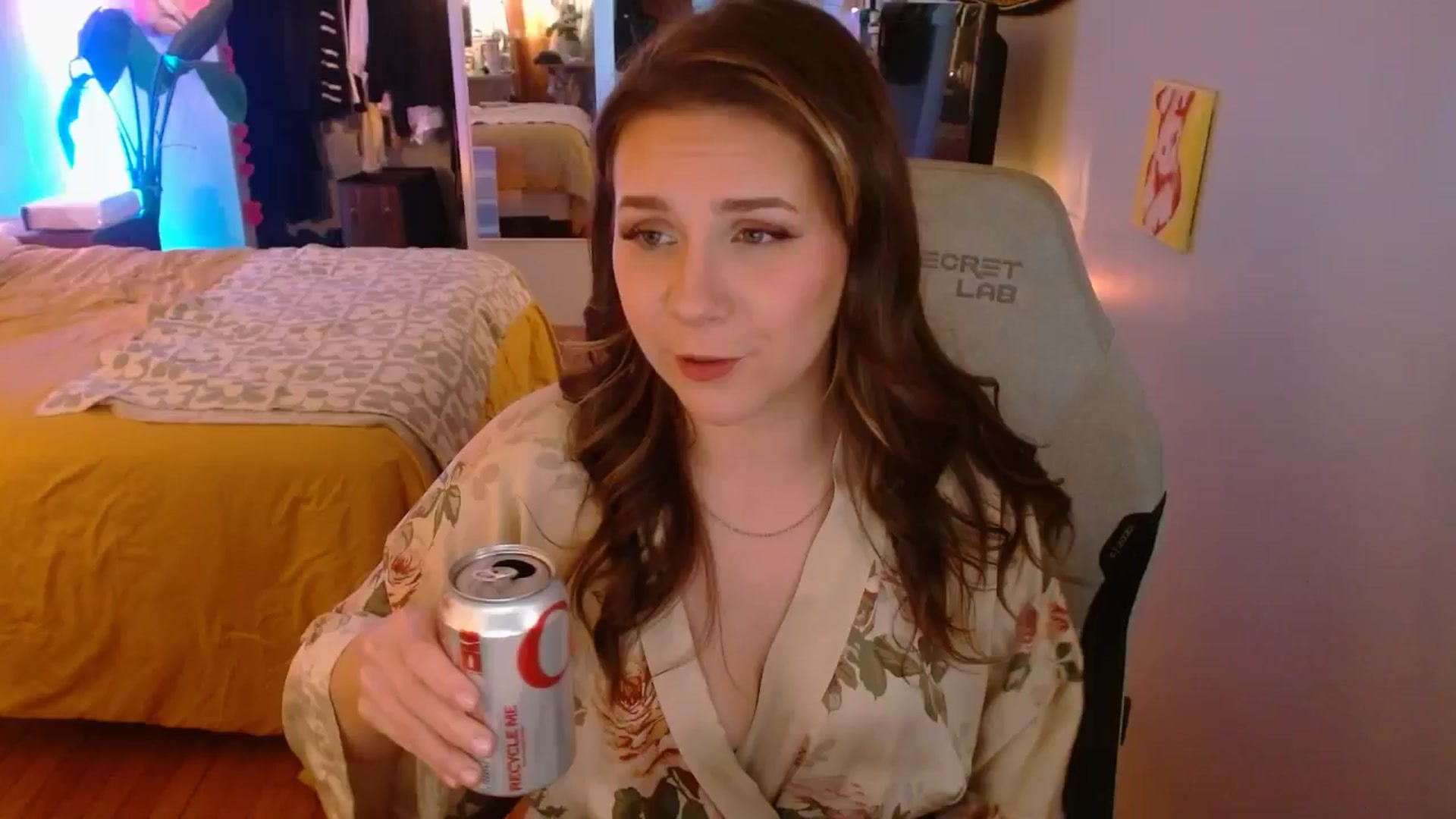 Gallery image thumbnail from Sweetestlilly's myfreecams stream on, 01/05/2025, 03:34 image 5 of 20