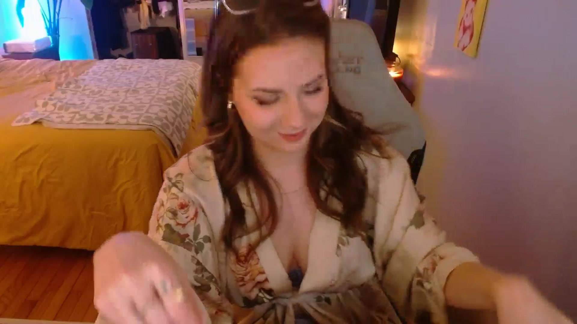 Gallery image thumbnail from Sweetestlilly's myfreecams stream on, 01/05/2025, 04:36 image 11 of 20