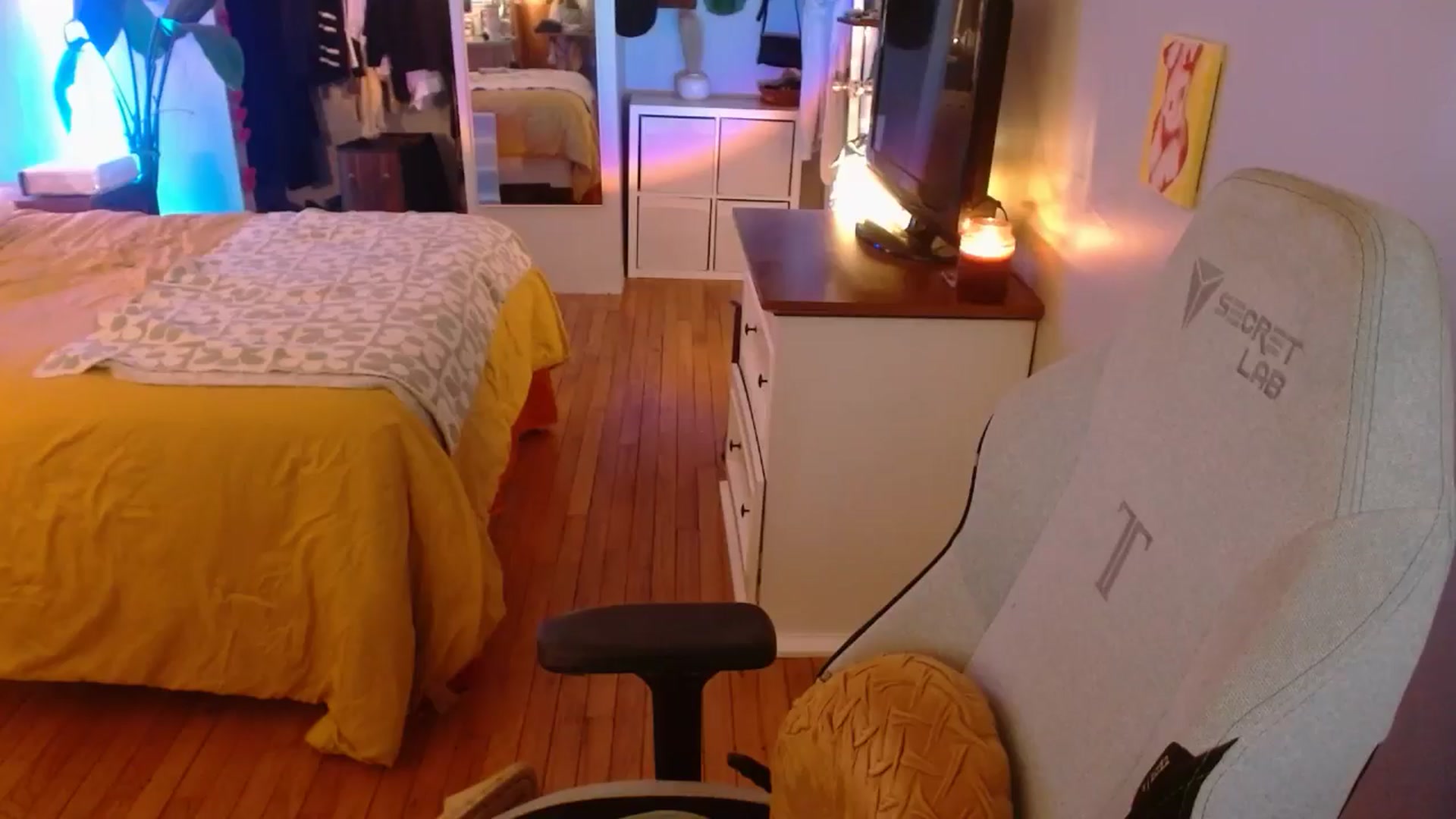 Gallery image thumbnail from Sweetestlilly's myfreecams stream on, 01/05/2025, 04:36 image 18 of 20