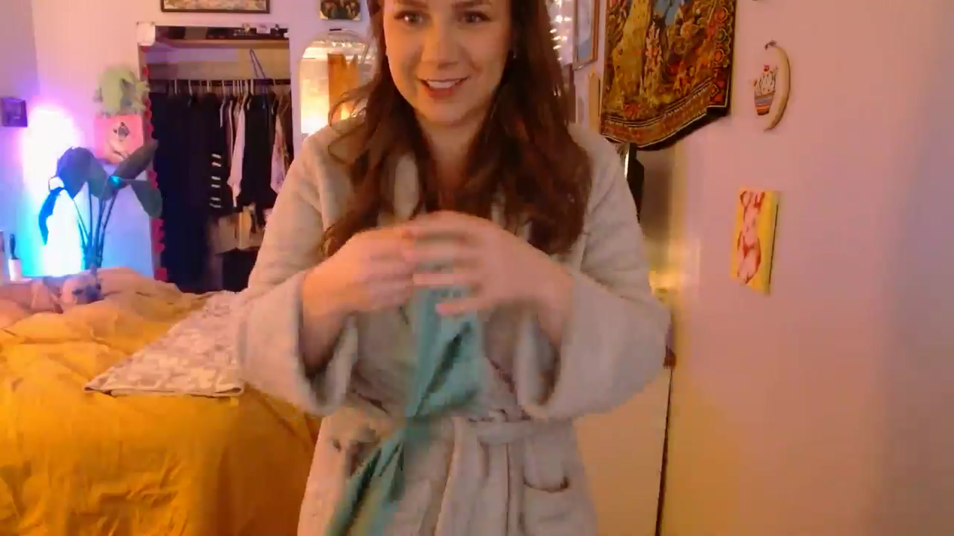 Gallery image thumbnail from Sweetestlilly's myfreecams stream on, 01/06/2025, 03:38 image 3 of 20