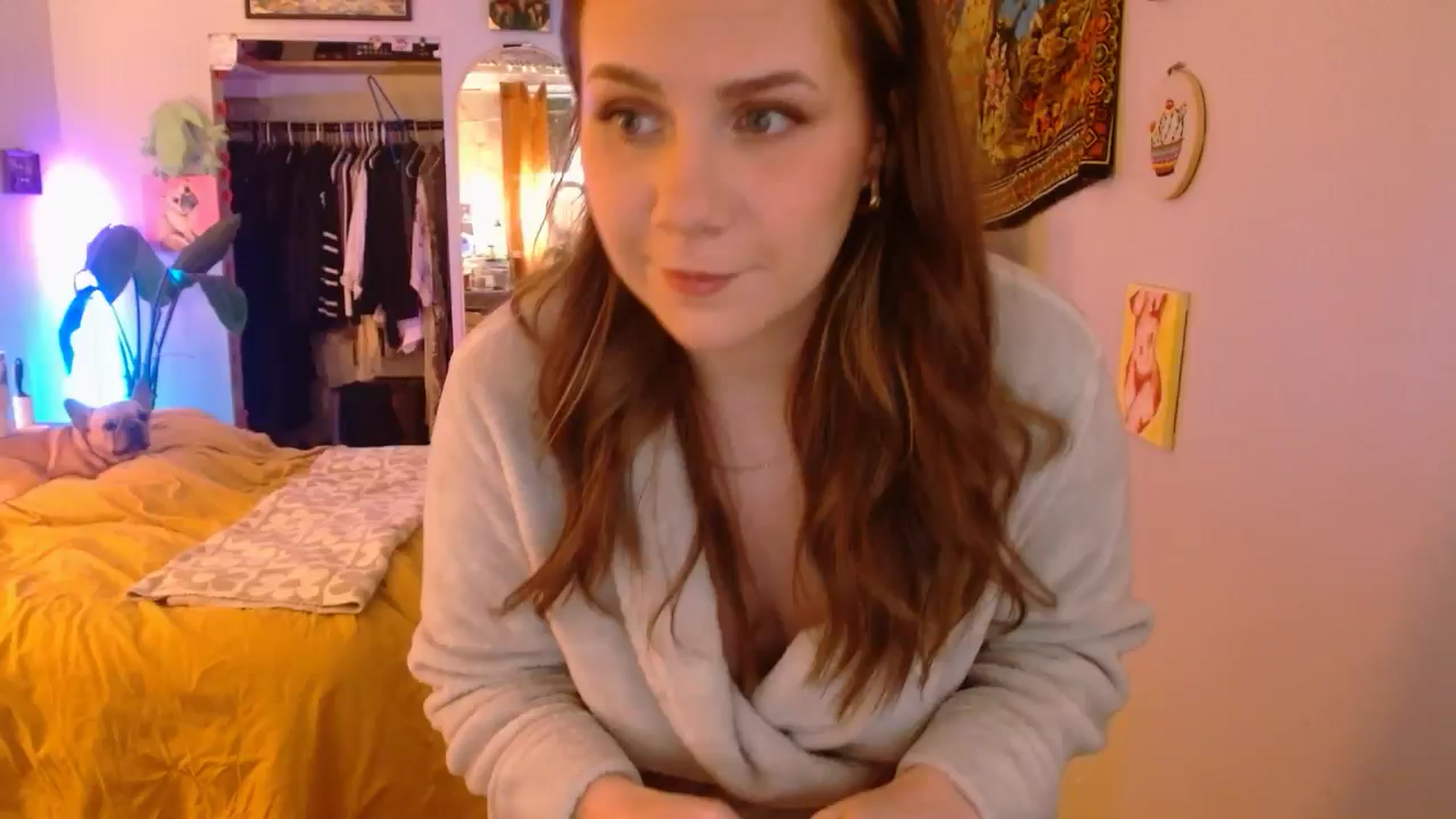 Gallery image thumbnail from Sweetestlilly's myfreecams stream on, 01/06/2025, 03:38 image 1 of 20