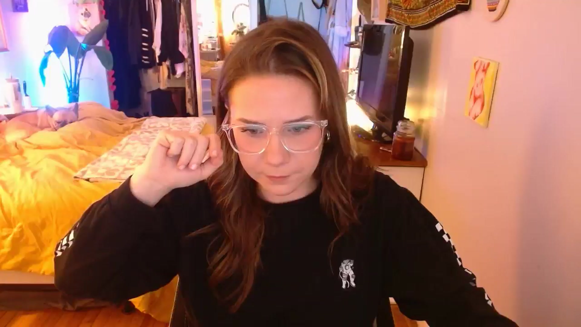 Gallery image thumbnail from Sweetestlilly's myfreecams stream on, 01/06/2025, 03:38 image 14 of 20