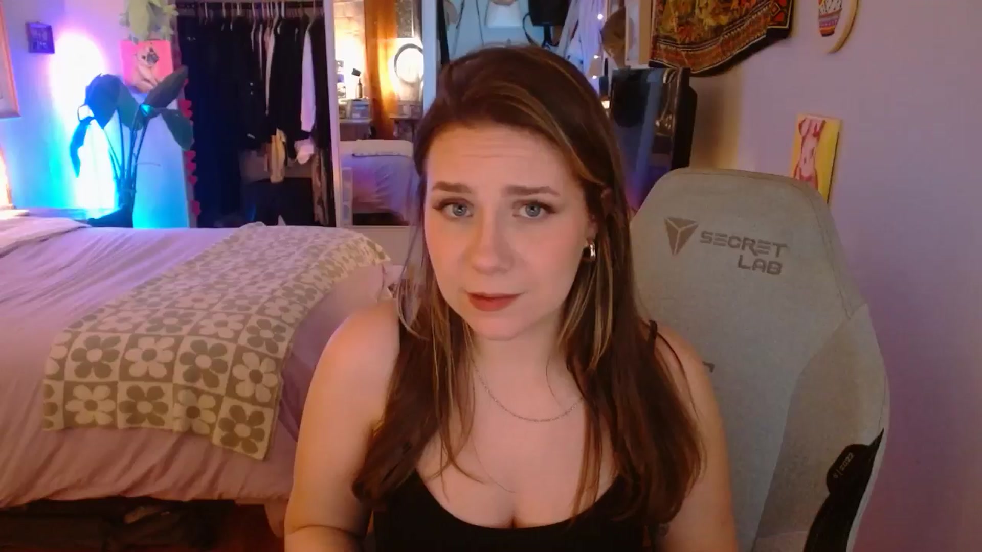 Gallery image thumbnail from Sweetestlilly's myfreecams stream on, 01/08/2025, 05:21 image 2 of 20