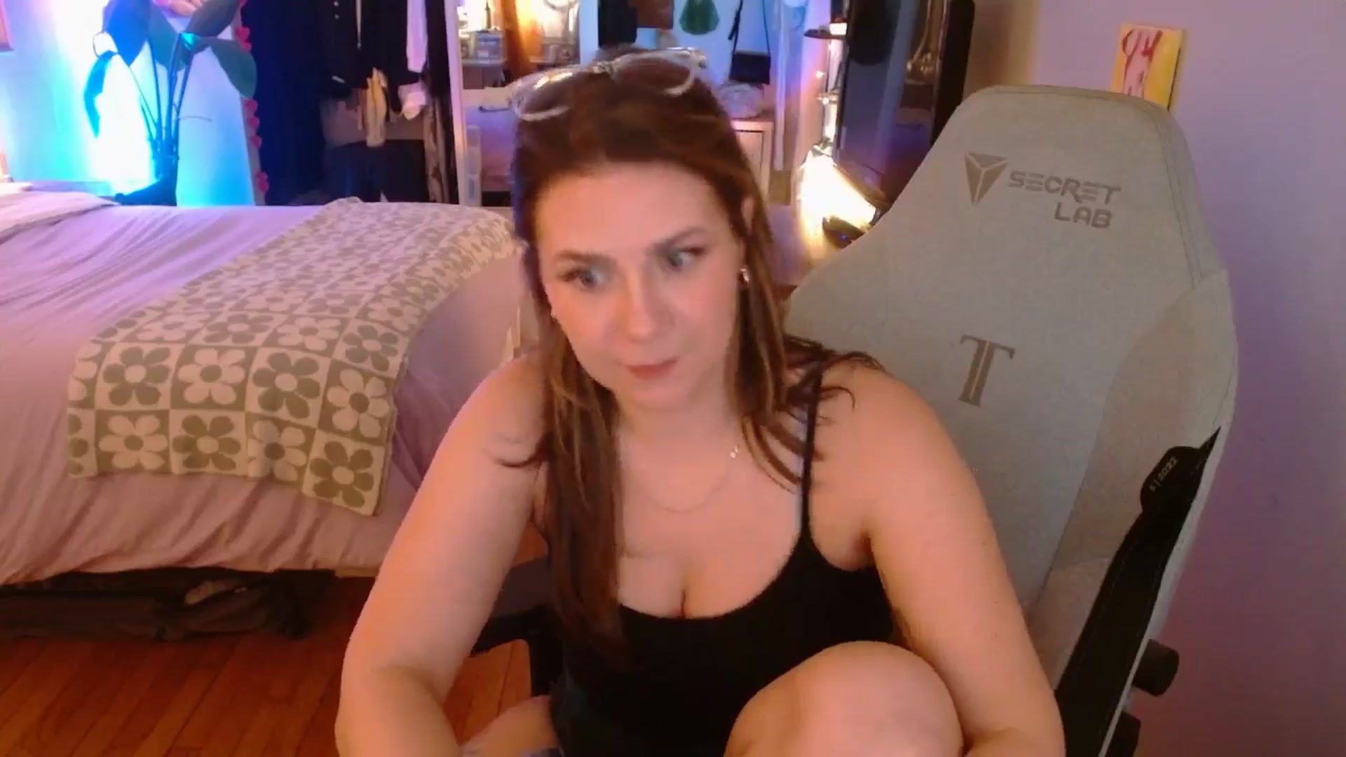 Gallery image thumbnail from Sweetestlilly's myfreecams stream on, 01/08/2025, 05:21 image 6 of 20