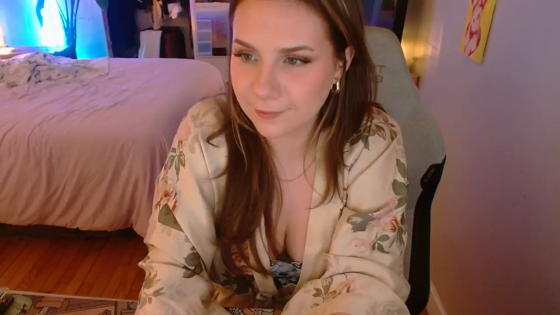 Gallery image thumbnail from Sweetestlilly's myfreecams stream on, 01/09/2025, 03:47 image 5 of 20