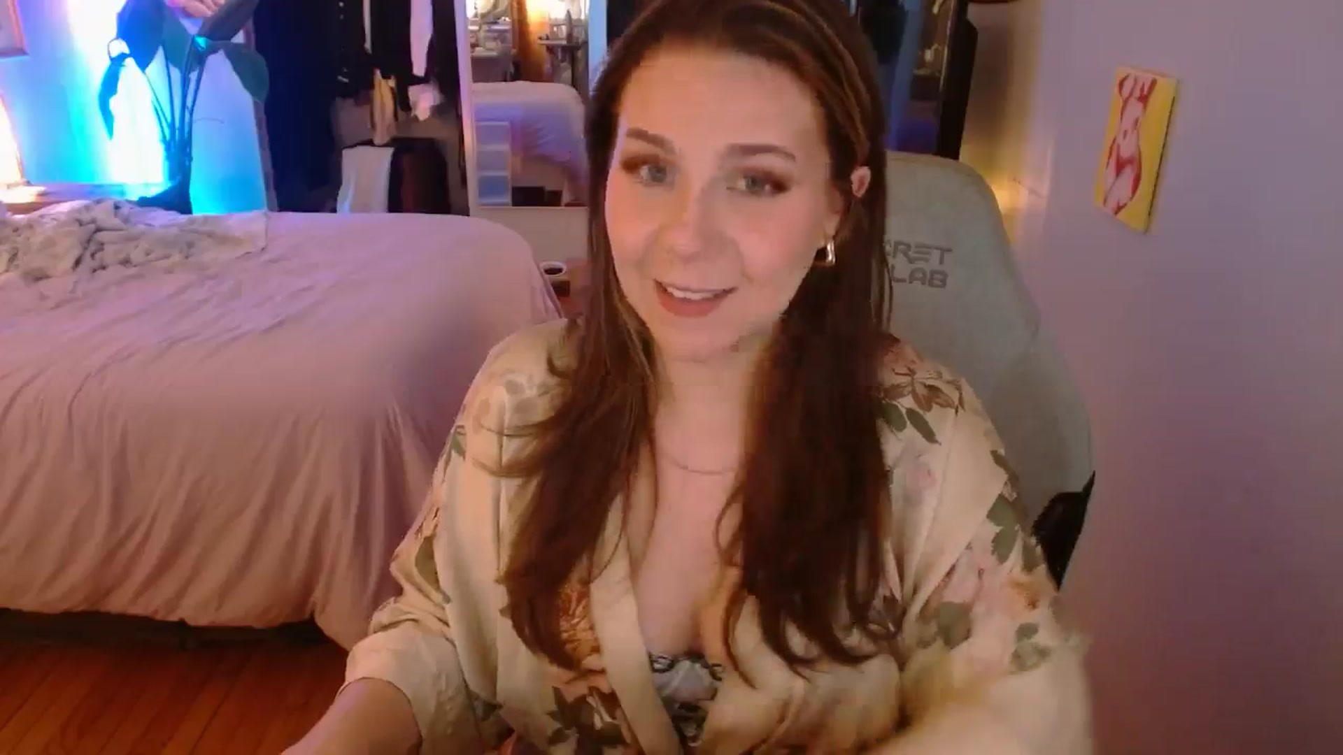 Gallery image thumbnail from Sweetestlilly's myfreecams stream on, 01/09/2025, 03:47 image 8 of 20