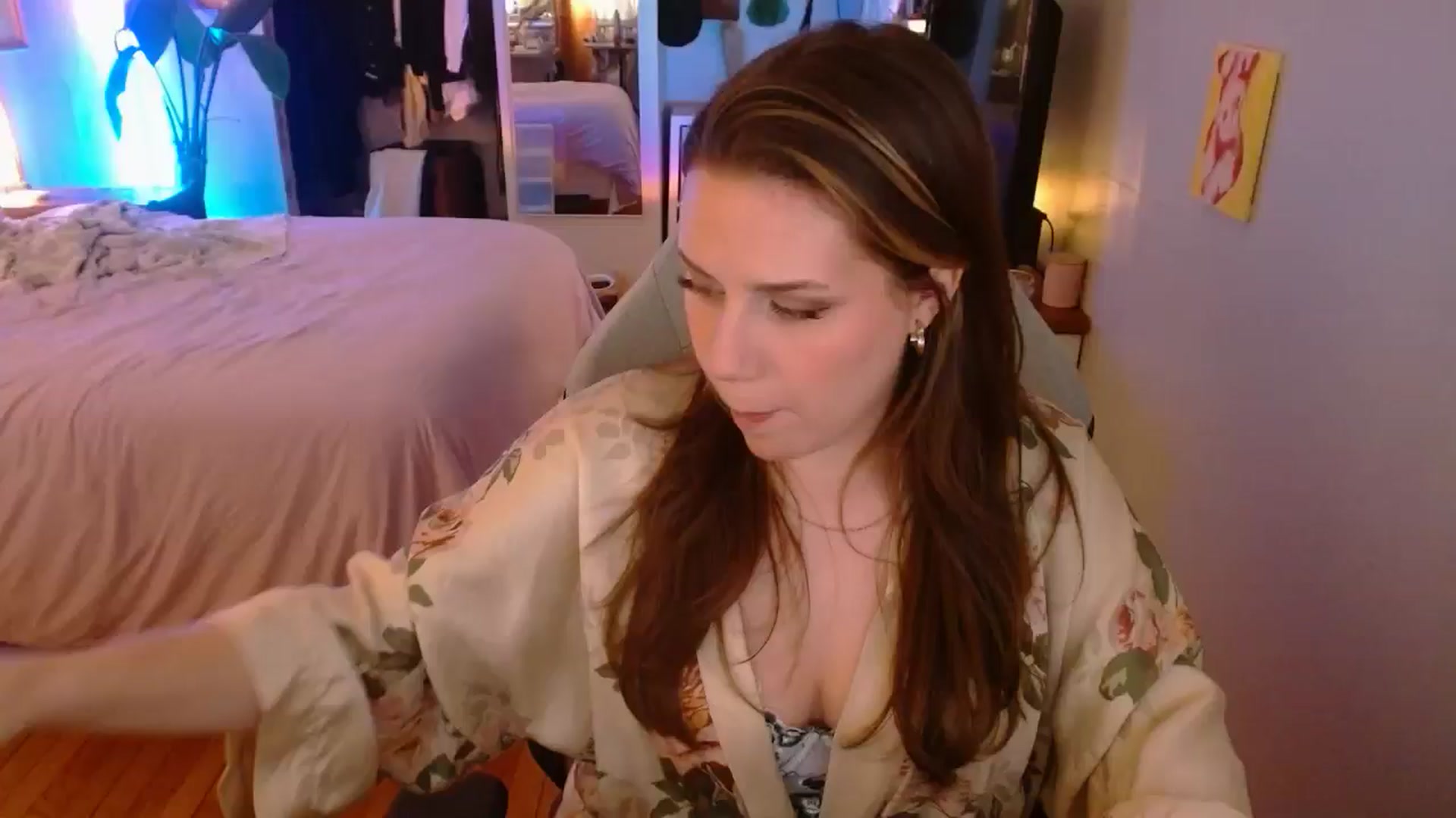 Gallery image thumbnail from Sweetestlilly's myfreecams stream on, 01/09/2025, 03:47 image 13 of 20
