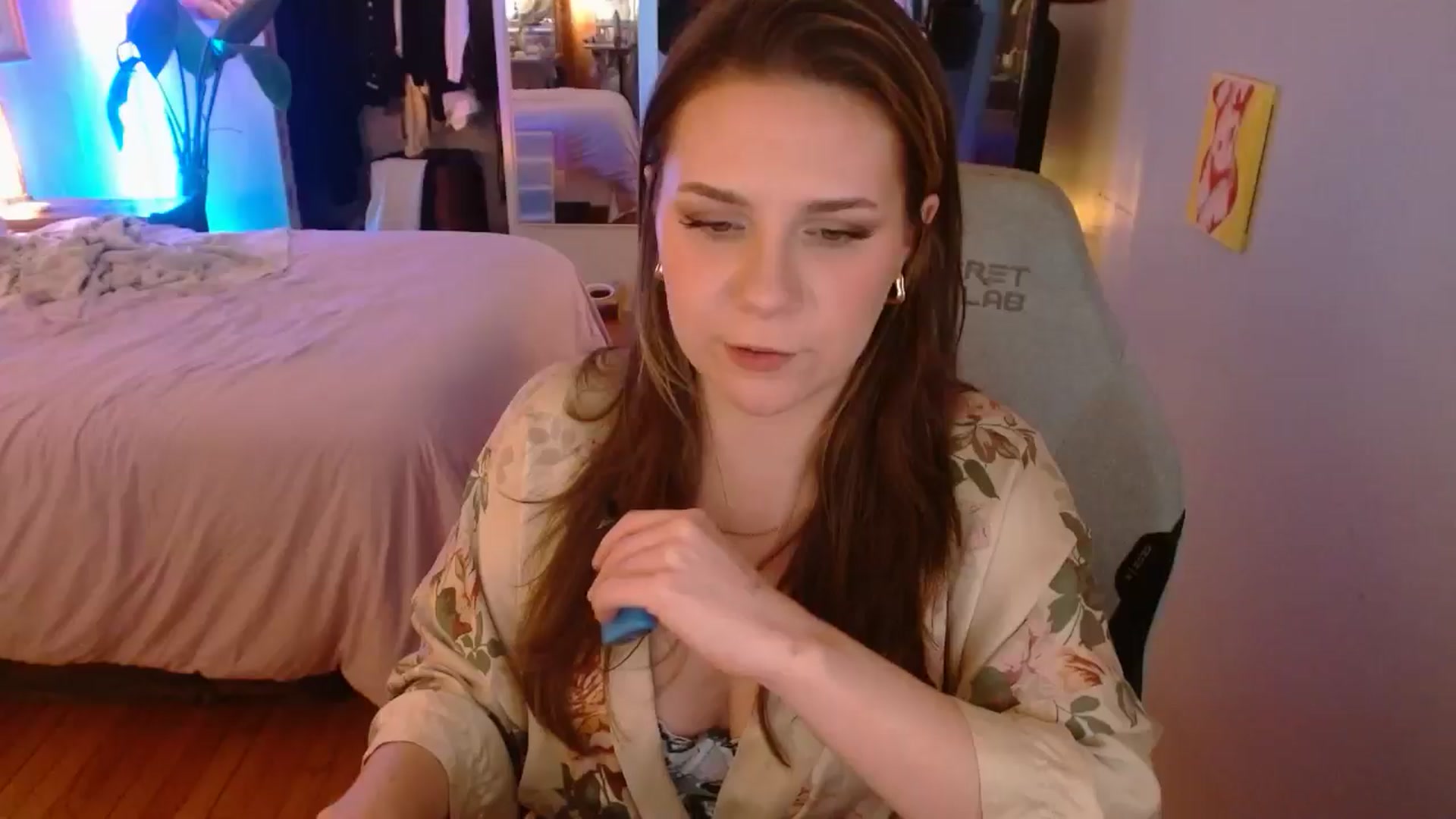 Gallery image thumbnail from Sweetestlilly's myfreecams stream on, 01/09/2025, 03:47 image 9 of 20
