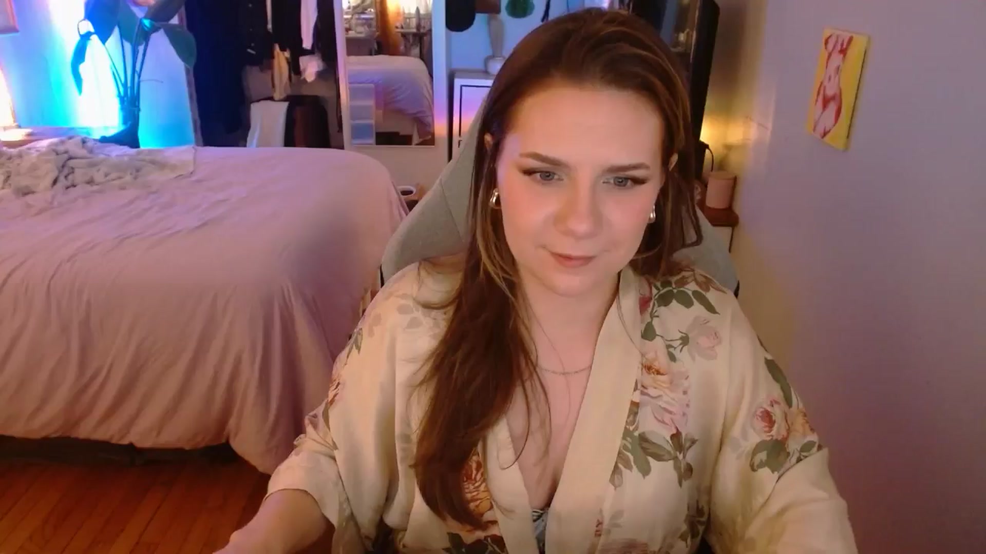 Gallery image thumbnail from Sweetestlilly's myfreecams stream on, 01/09/2025, 03:47 image 11 of 20