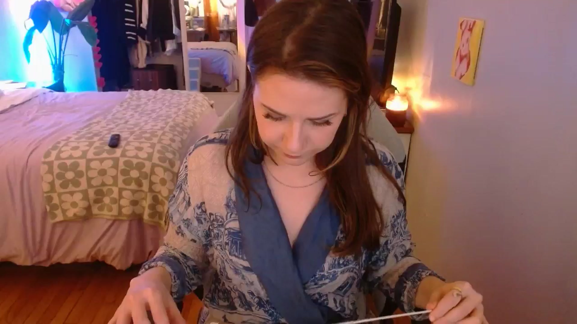 Gallery image thumbnail from Sweetestlilly's myfreecams stream on, 01/12/2025, 04:25 image 13 of 20