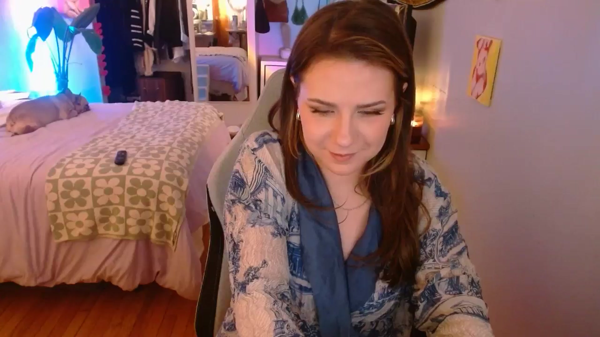 Gallery image thumbnail from Sweetestlilly's myfreecams stream on, 01/12/2025, 04:25 image 8 of 20