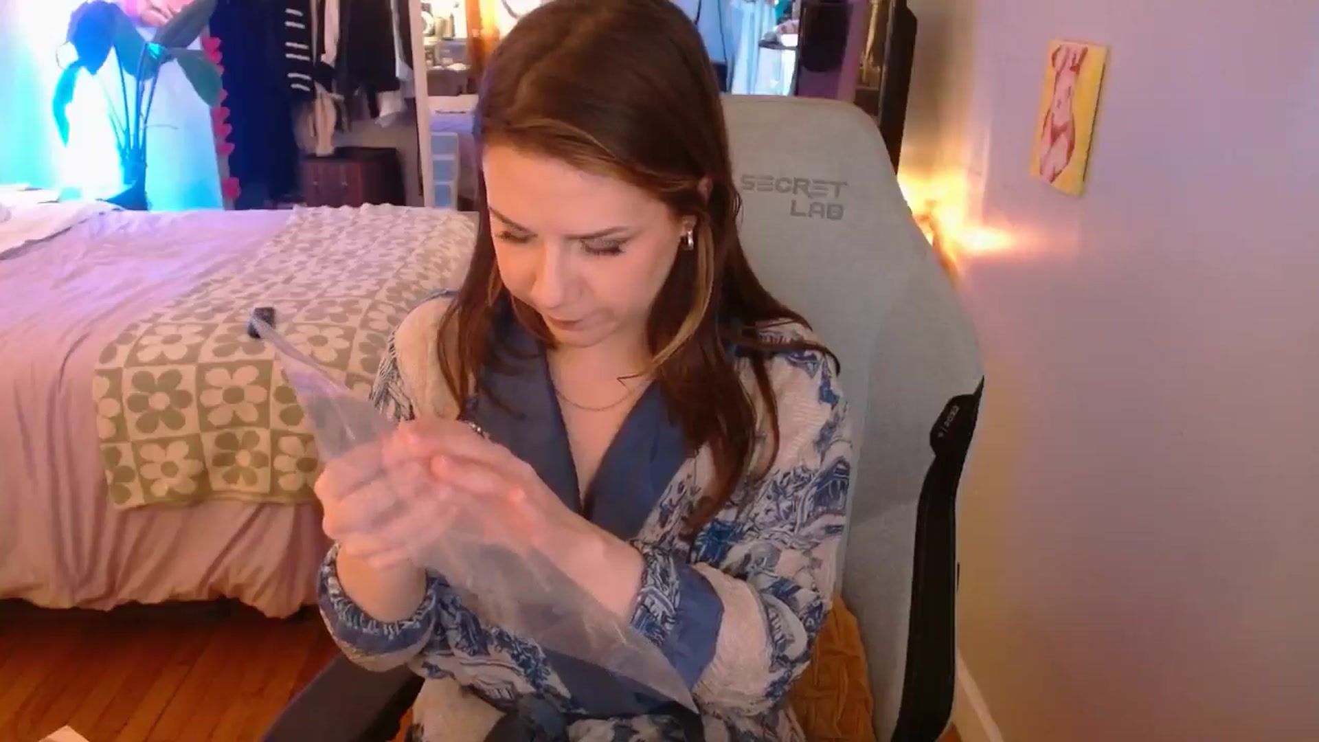 Gallery image thumbnail from Sweetestlilly's myfreecams stream on, 01/12/2025, 04:25 image 15 of 20