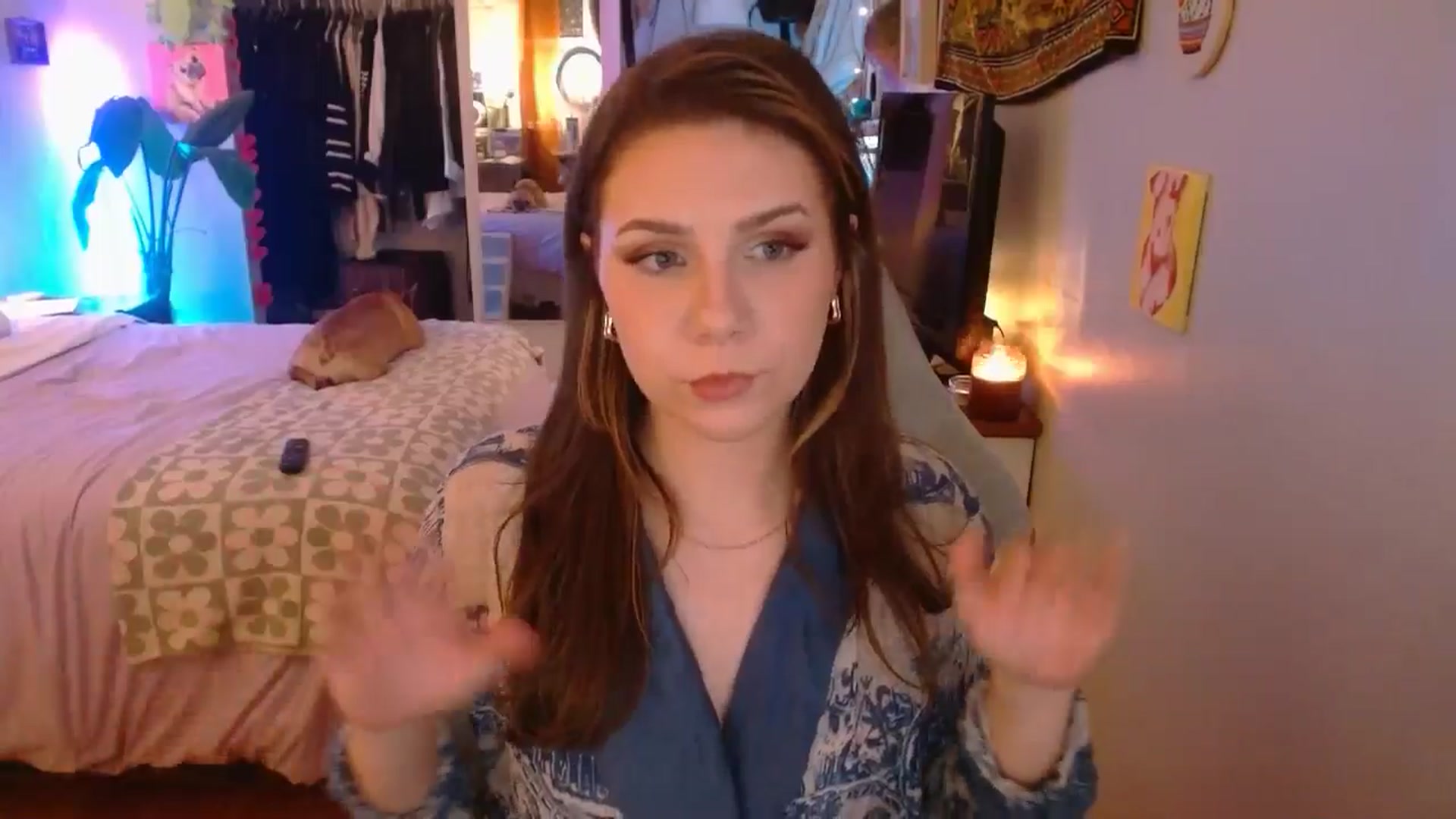 Gallery image thumbnail from Sweetestlilly's myfreecams stream on, 01/12/2025, 04:25 image 2 of 20