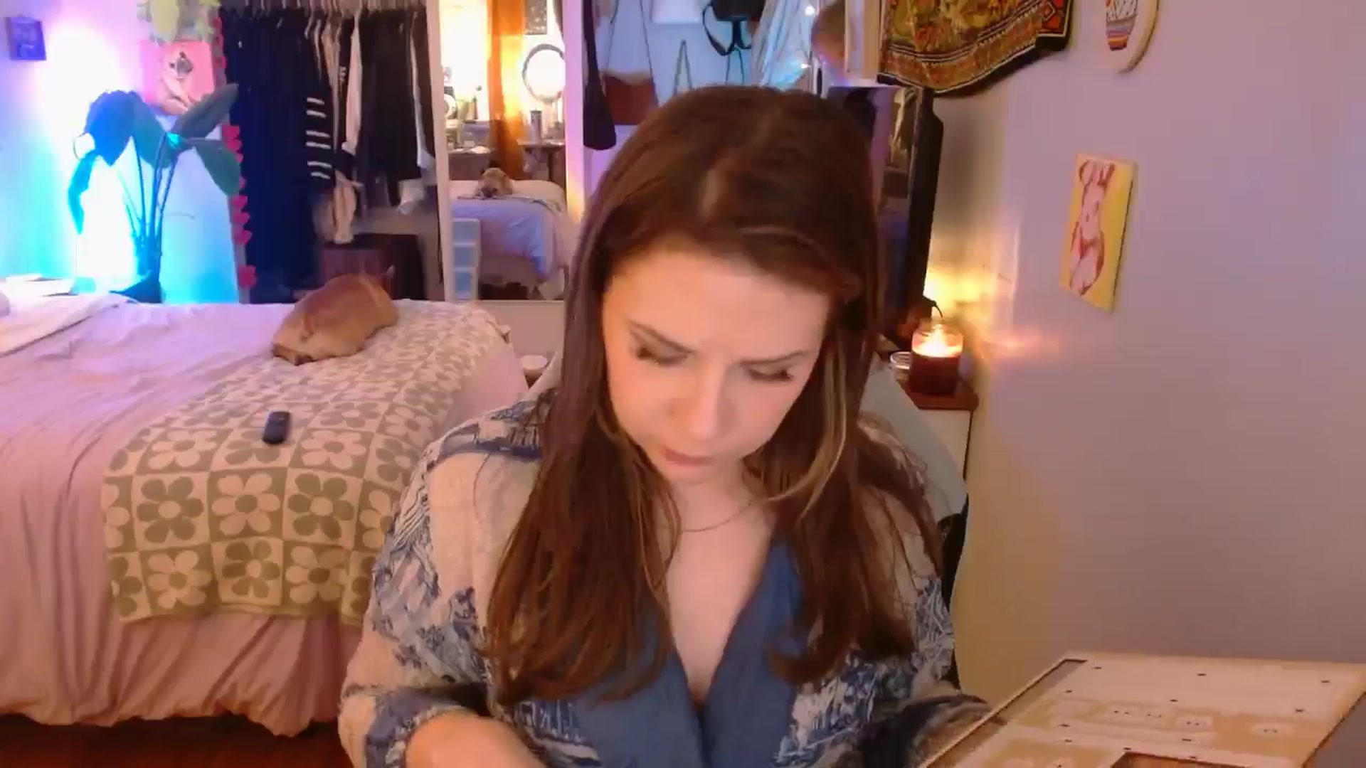 Gallery image thumbnail from Sweetestlilly's myfreecams stream on, 01/12/2025, 04:25 image 4 of 20