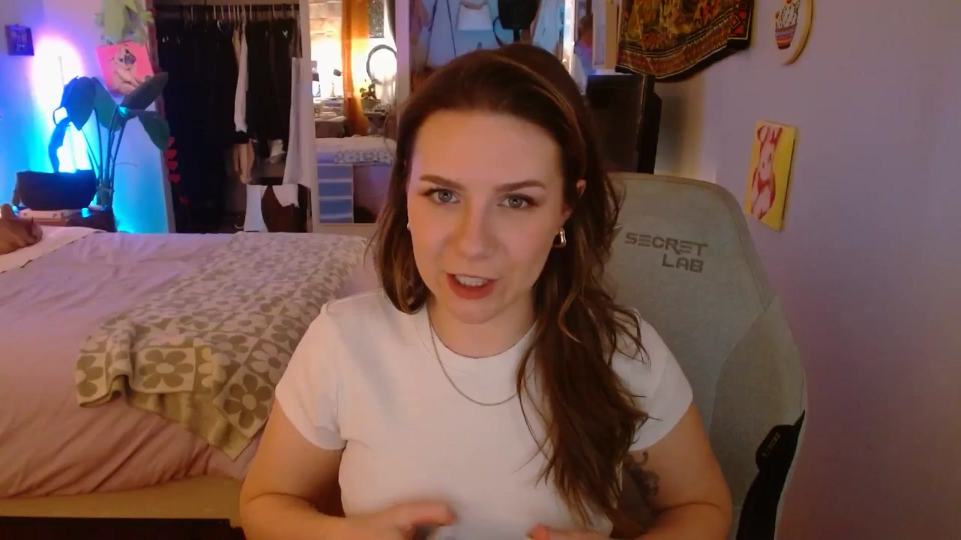 Gallery image thumbnail from Sweetestlilly's myfreecams stream on, 01/17/2025, 04:19 image 3 of 20
