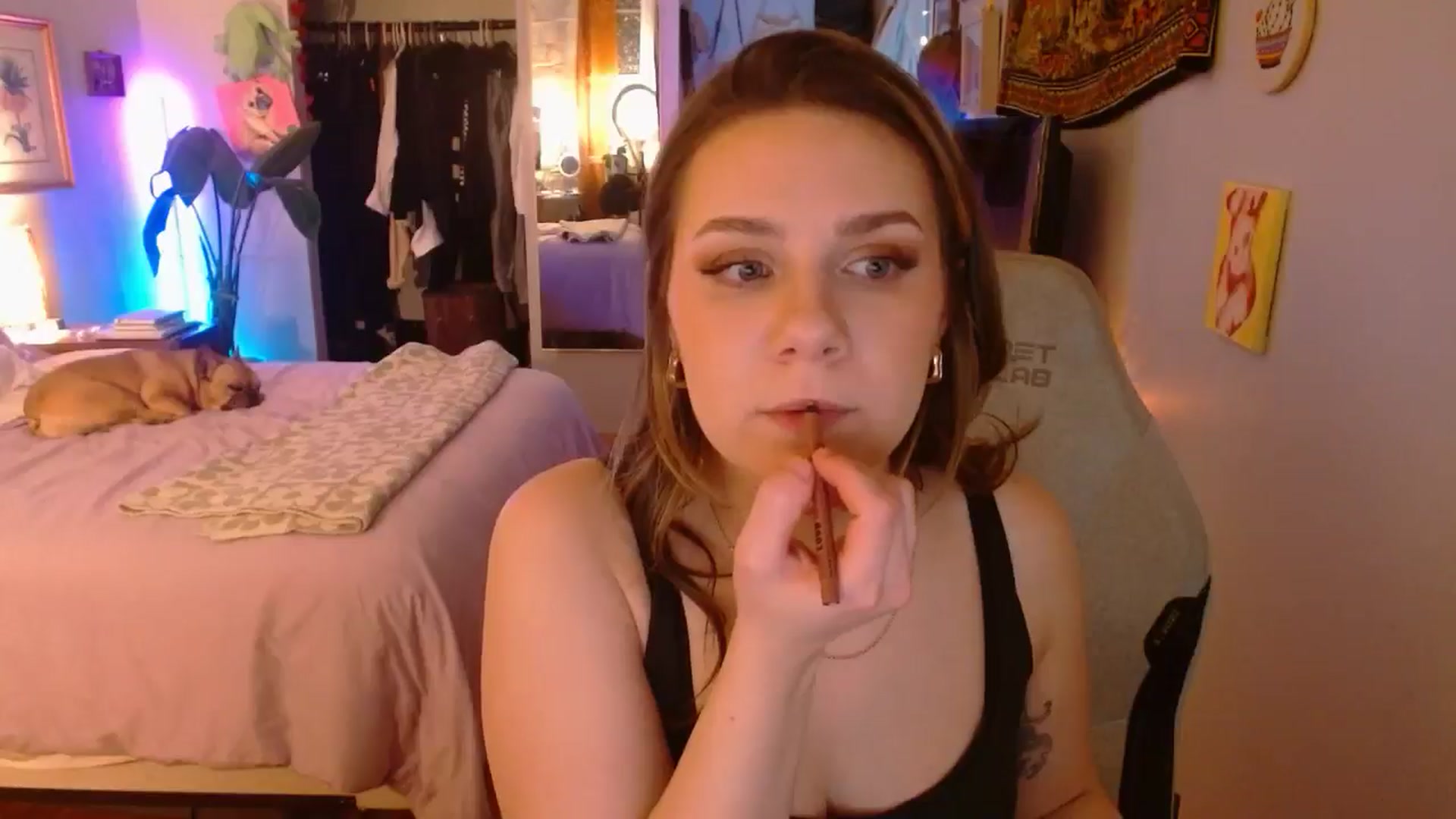 Gallery image thumbnail from Sweetestlilly's myfreecams stream on, 01/26/2025, 03:13 image 14 of 20