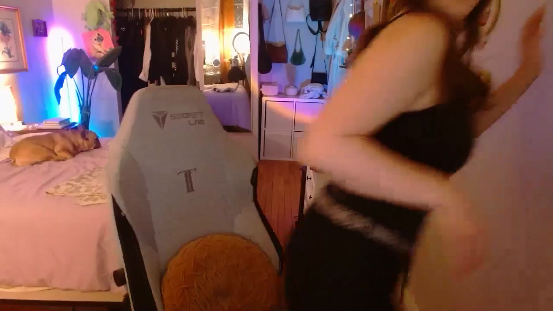 Gallery image thumbnail from Sweetestlilly's myfreecams stream on, 01/26/2025, 03:13 image 18 of 20