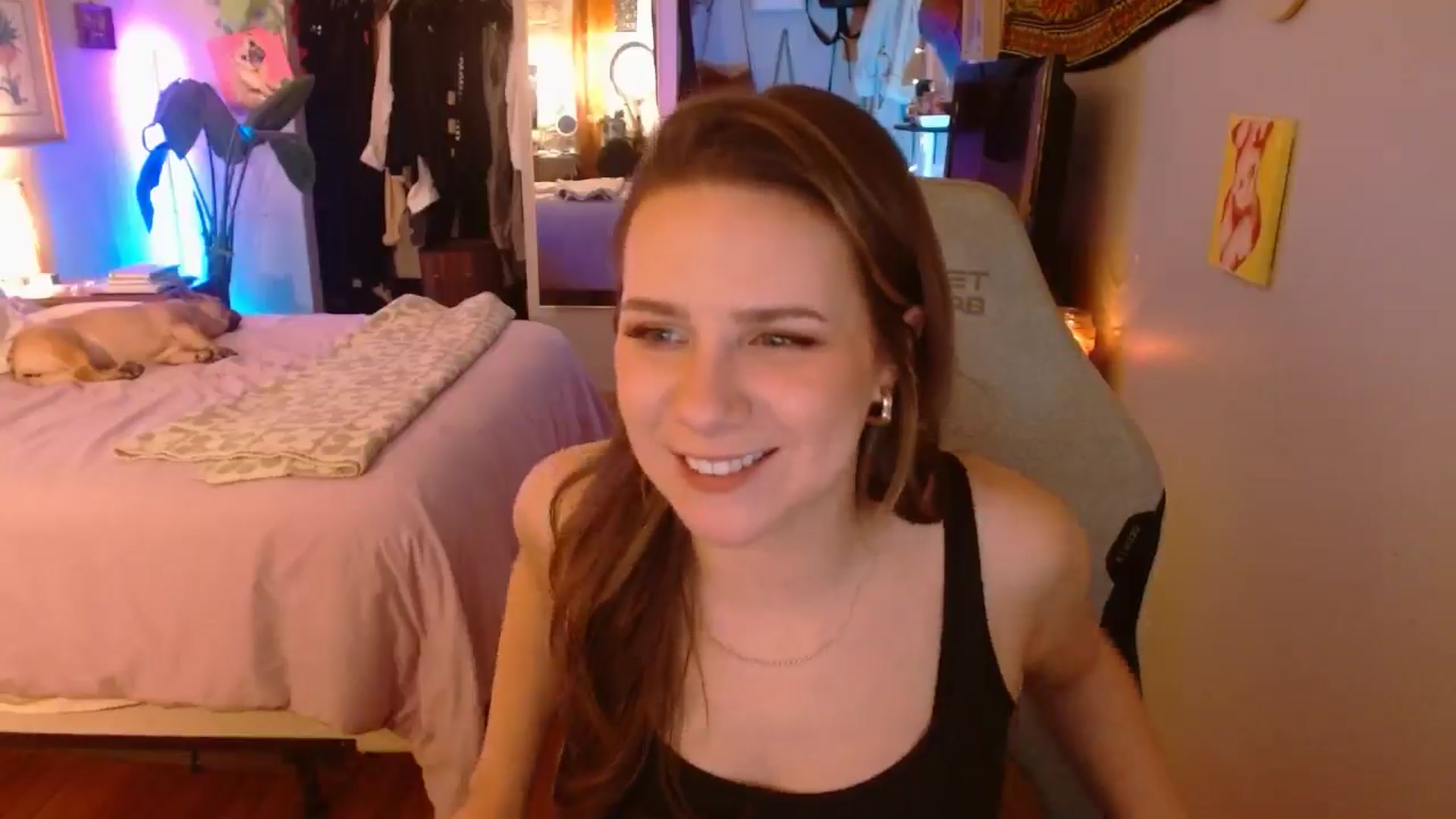 Gallery image thumbnail from Sweetestlilly's myfreecams stream on, 01/26/2025, 05:26 image 4 of 20
