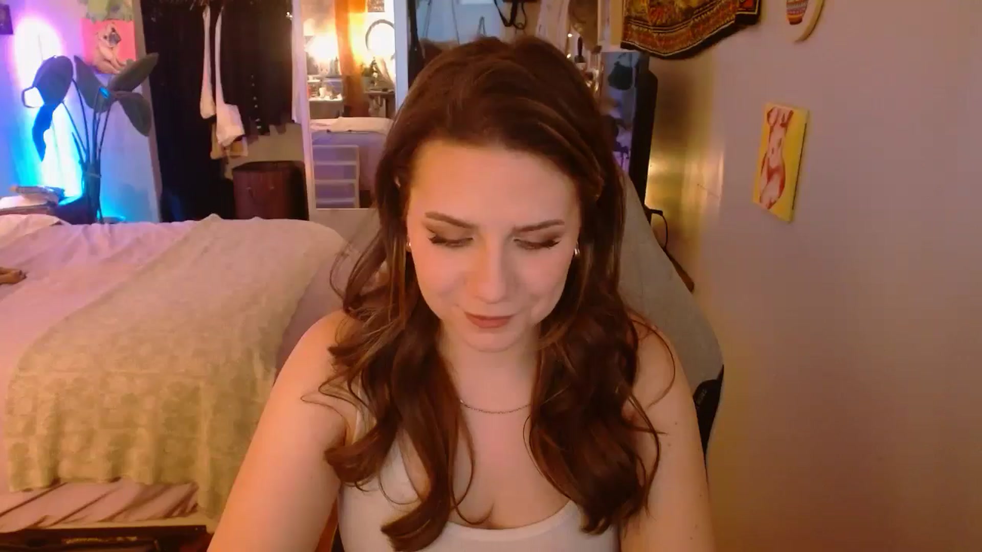 Gallery image thumbnail from Sweetestlilly's myfreecams stream on, 02/10/2025, 03:45 image 4 of 20