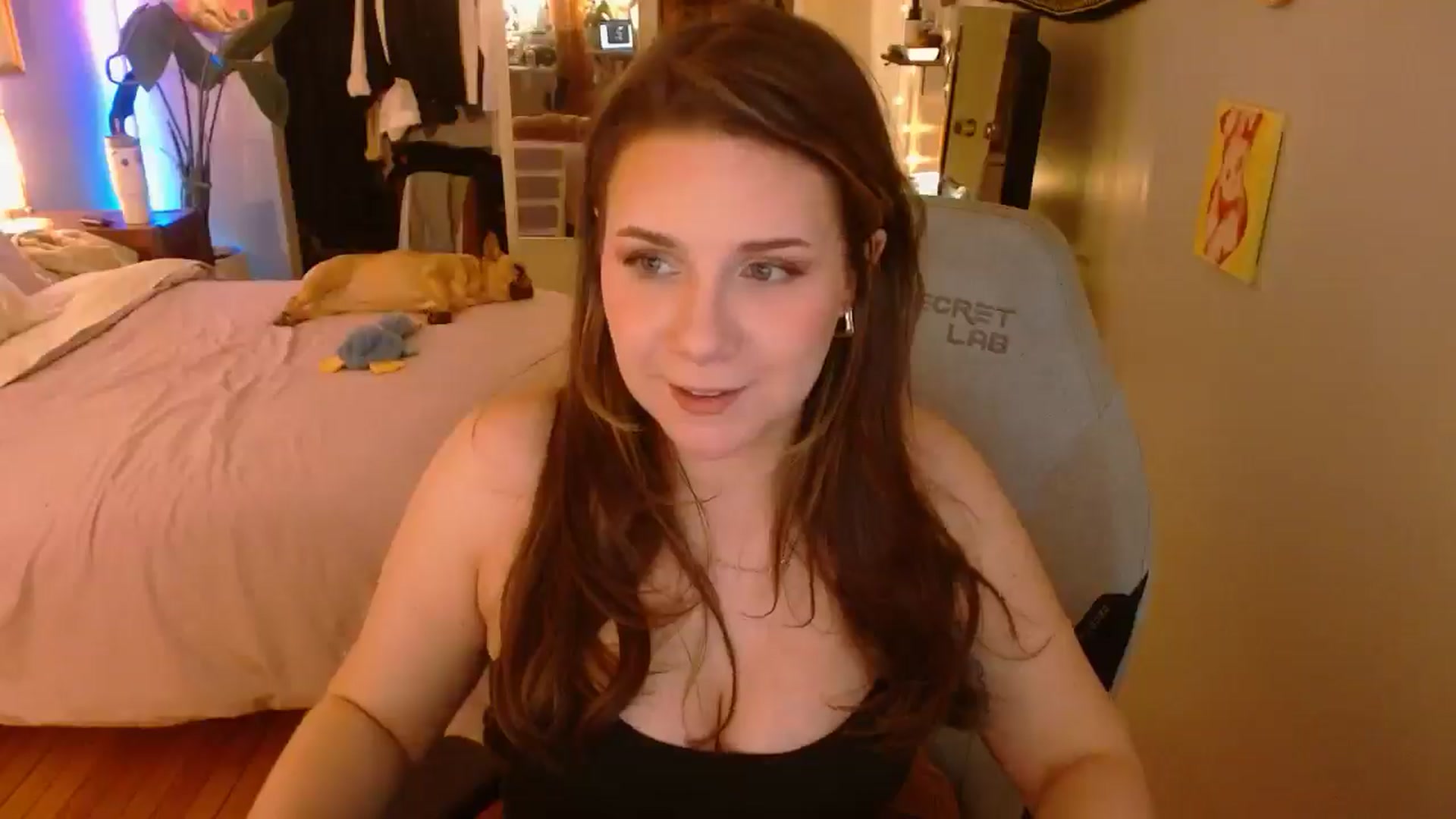 Gallery image thumbnail from Sweetestlilly's myfreecams stream on, 02/16/2025, 04:00 image 5 of 20