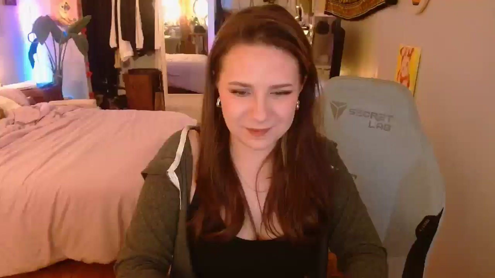 Gallery image thumbnail from Sweetestlilly's myfreecams stream on, 02/19/2025, 03:31 image 20 of 20