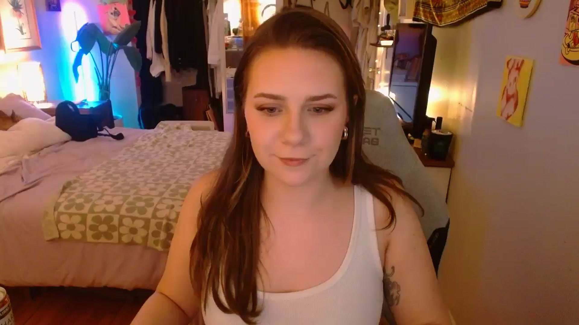 Gallery image thumbnail from Sweetestlilly's myfreecams stream on, 03/10/2025, 04:56 image 12 of 20