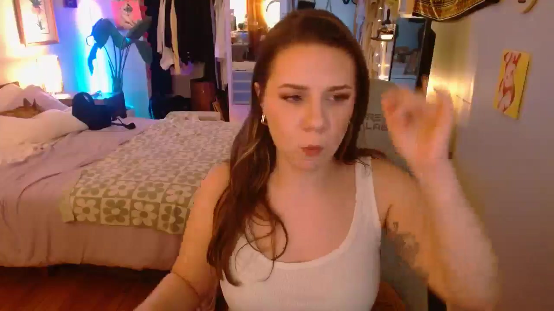 Gallery image thumbnail from Sweetestlilly's myfreecams stream on, 03/10/2025, 04:56 image 18 of 20