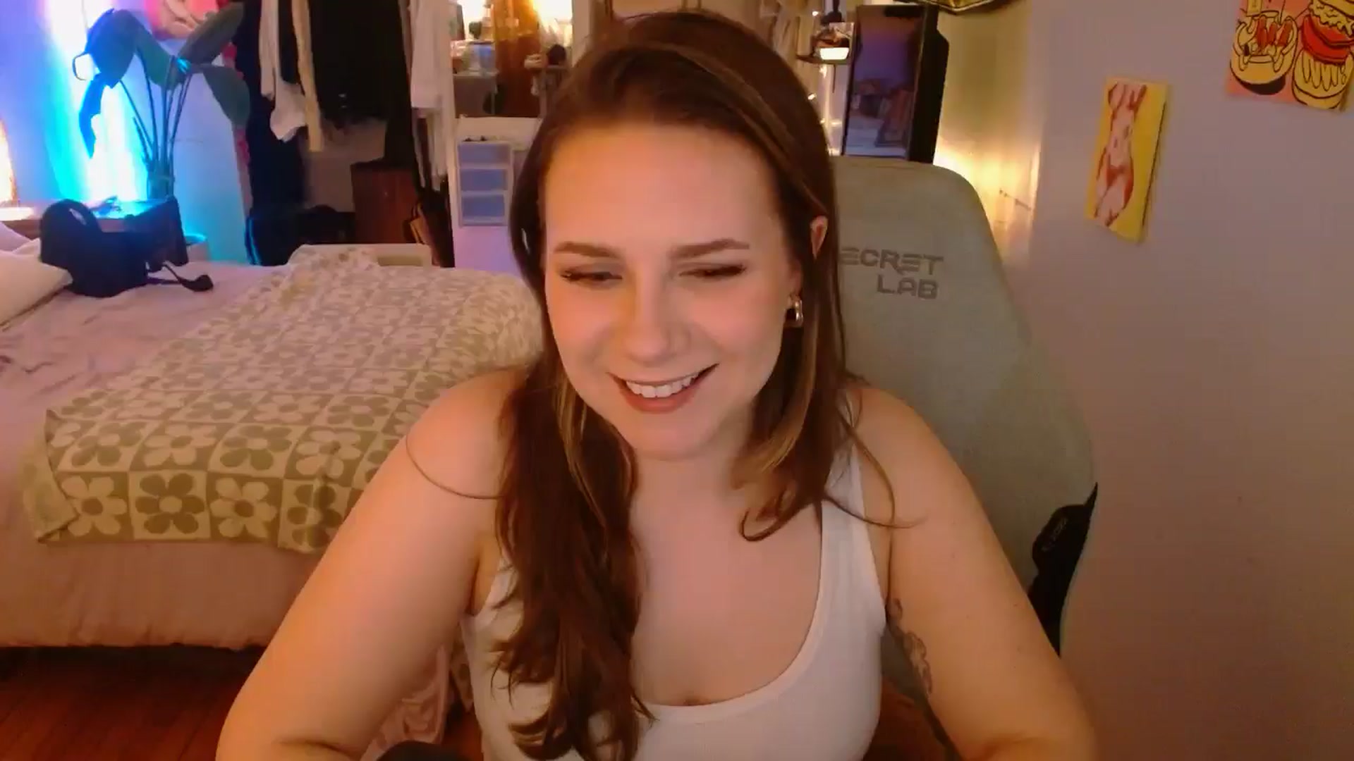 Gallery image thumbnail from Sweetestlilly's myfreecams stream on, 03/10/2025, 04:56 image 4 of 20