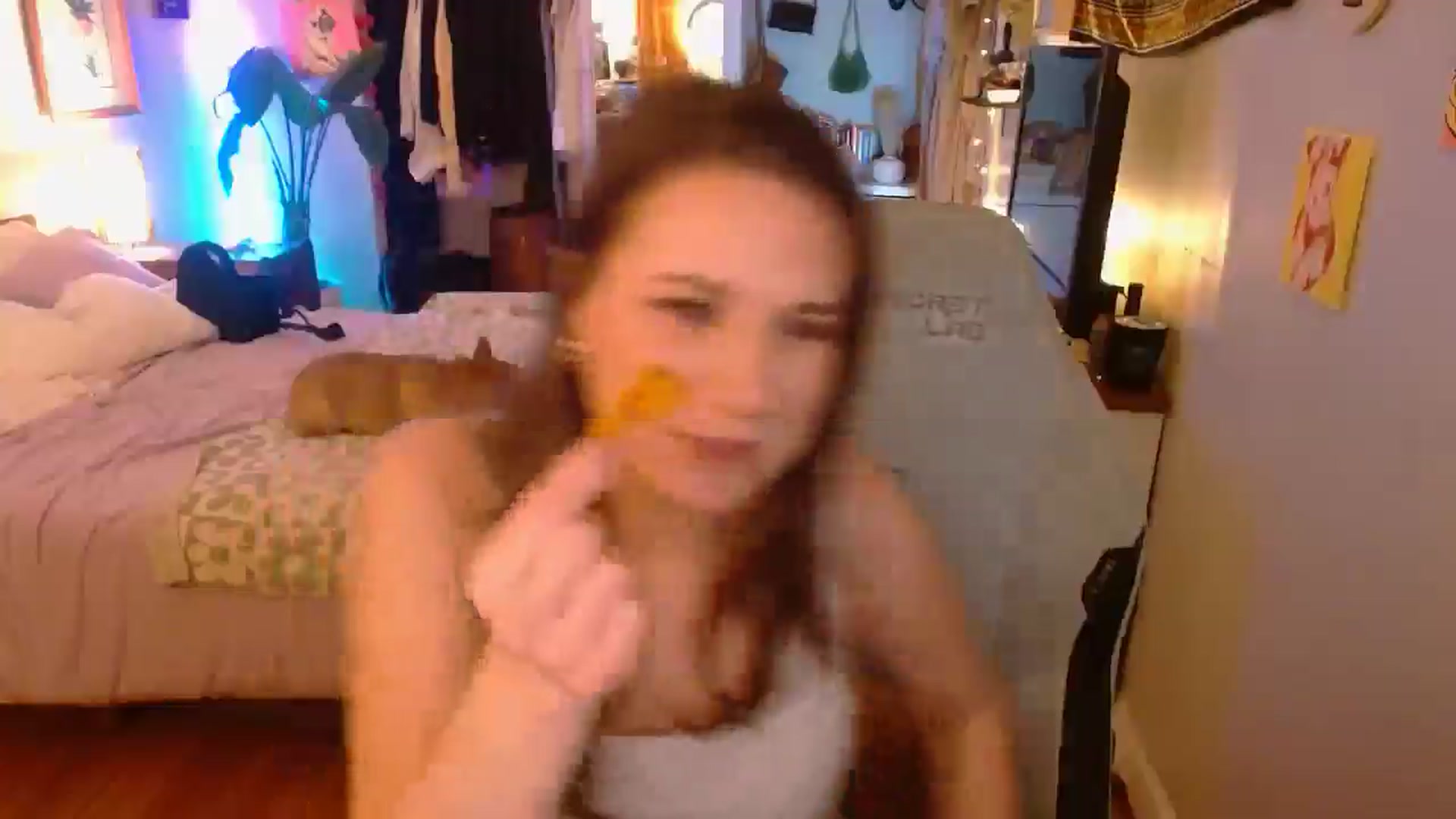 Gallery image thumbnail from Sweetestlilly's myfreecams stream on, 03/10/2025, 04:56 image 19 of 20