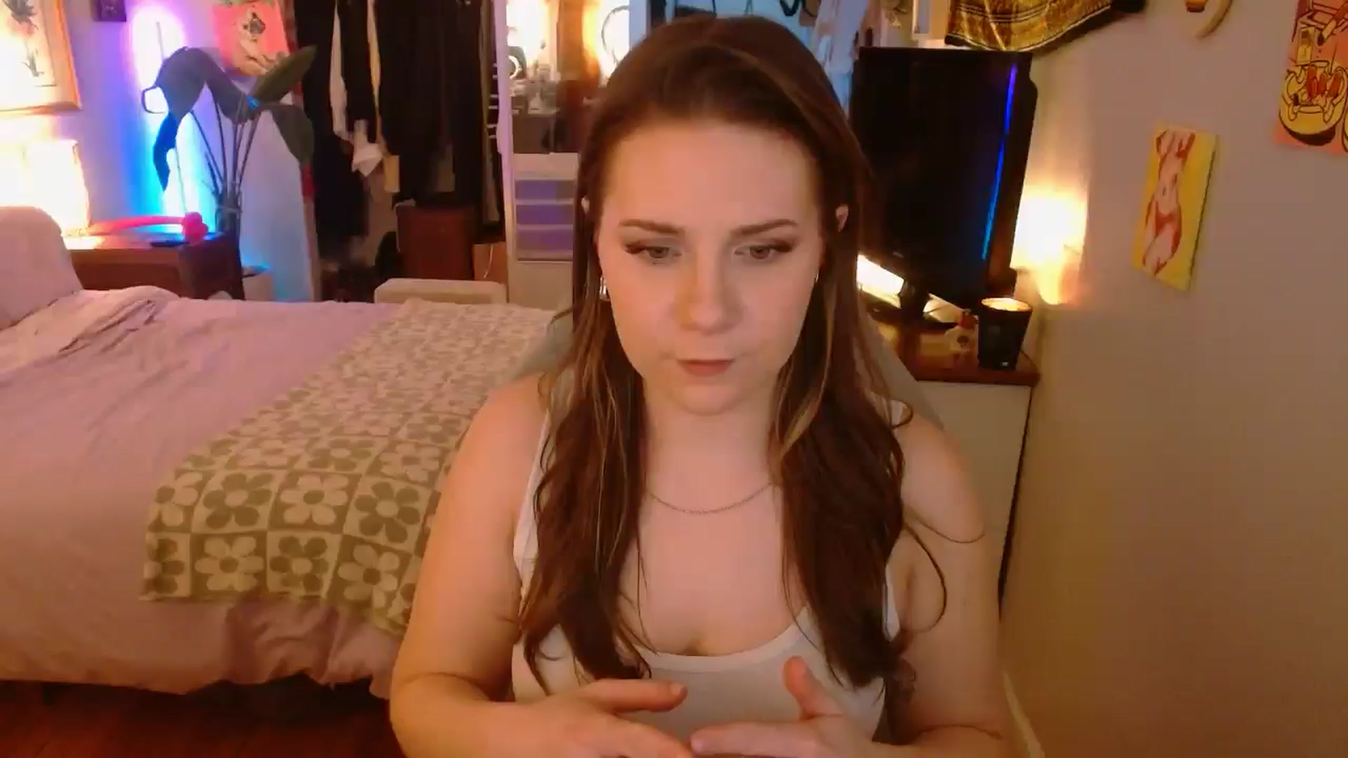 Gallery image thumbnail from Sweetestlilly's myfreecams stream on, 03/20/2025, 03:31 image 19 of 20