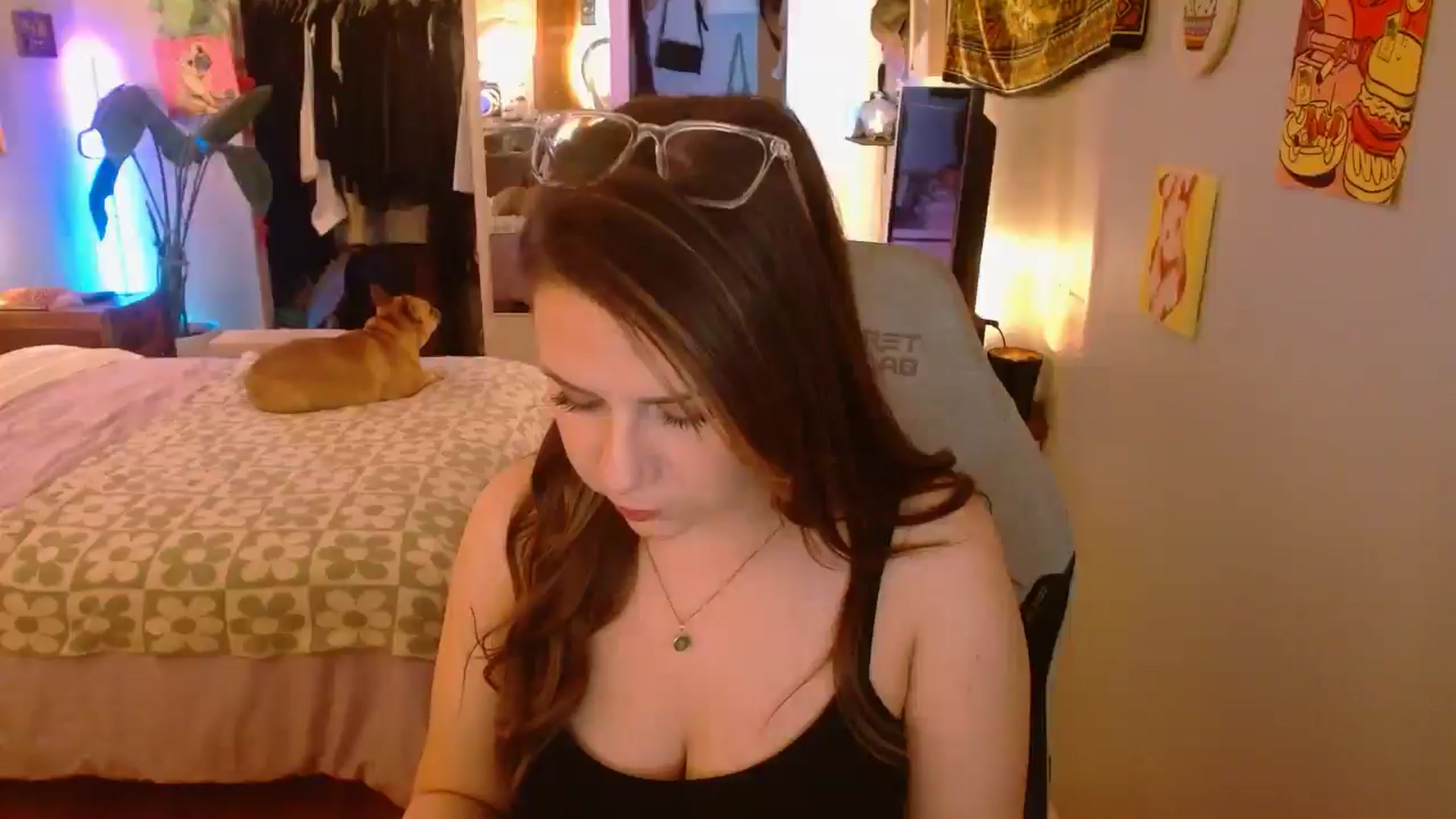 Gallery image thumbnail from Sweetestlilly's myfreecams stream on, 04/02/2025, 02:43 image 5 of 20