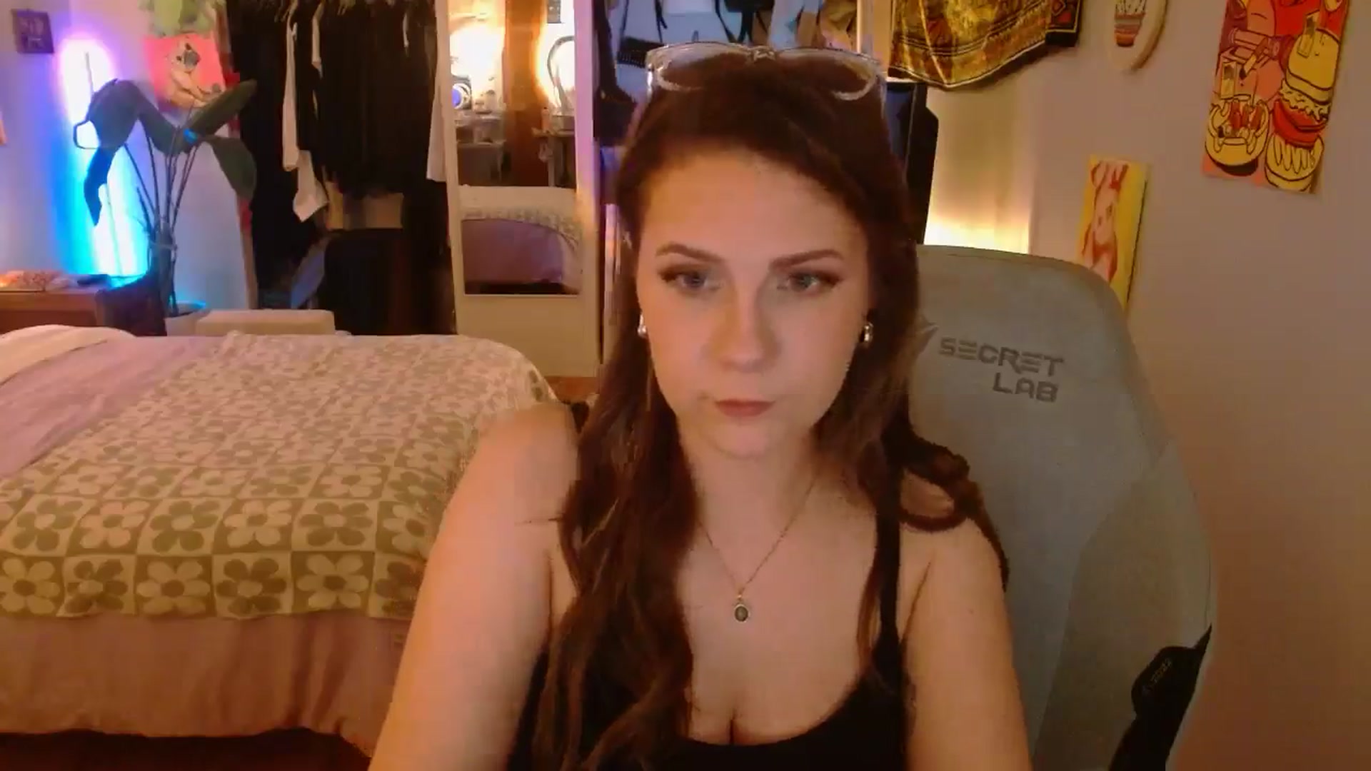 Gallery image thumbnail from Sweetestlilly's myfreecams stream on, 04/02/2025, 02:43 image 16 of 20