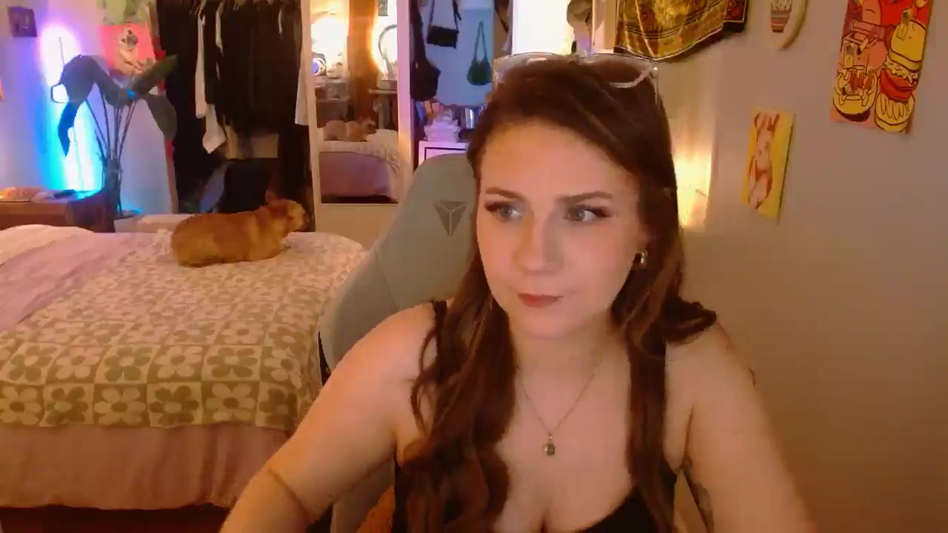 Gallery image thumbnail from Sweetestlilly's myfreecams stream on, 04/02/2025, 02:43 image 11 of 20