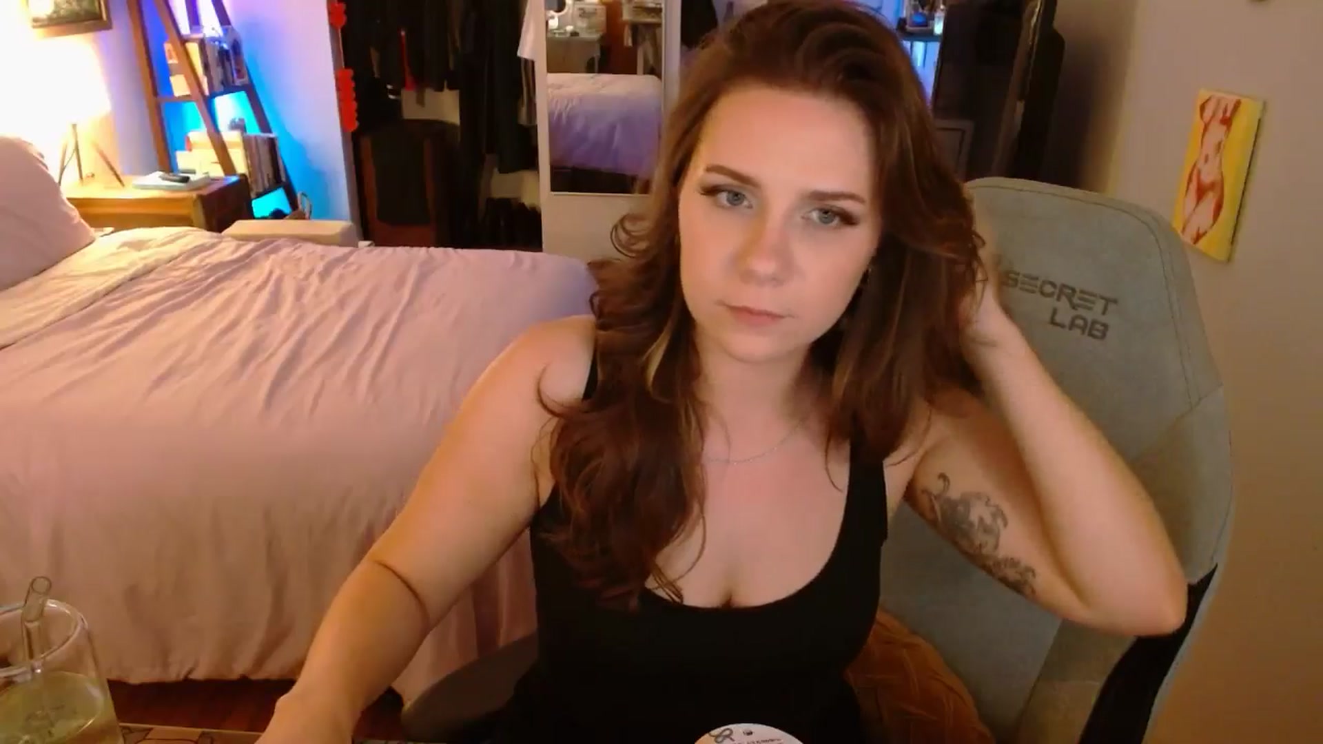 Gallery image thumbnail from Sweetestlilly's myfreecams stream on, 08/24/2025, 02:28 image 14 of 20
